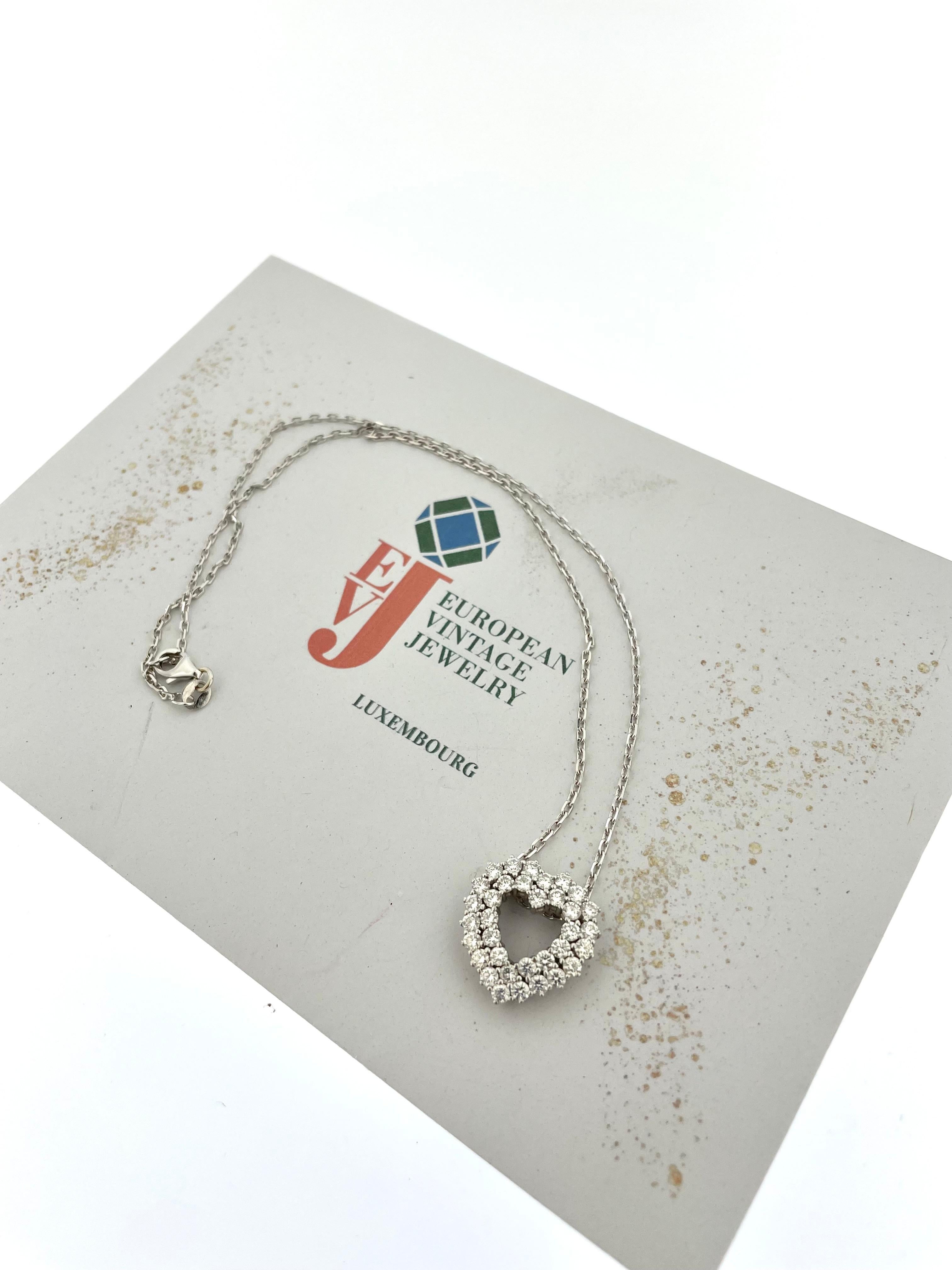 Collana Cuore con diamanti italiani in oro bianco 18 carati in vendita 2