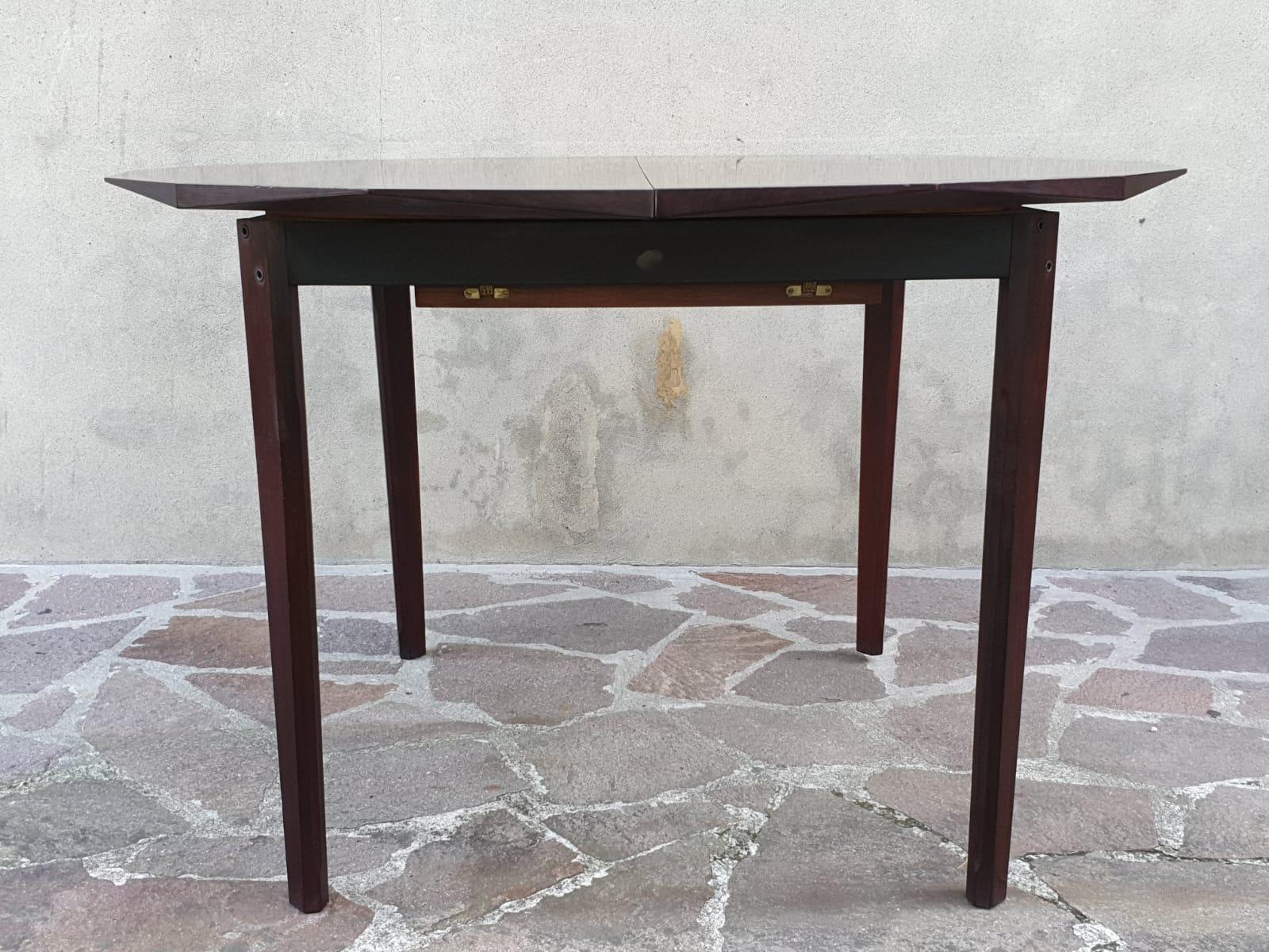 Palisander Italian Dining Room Set by Dino Cavalli