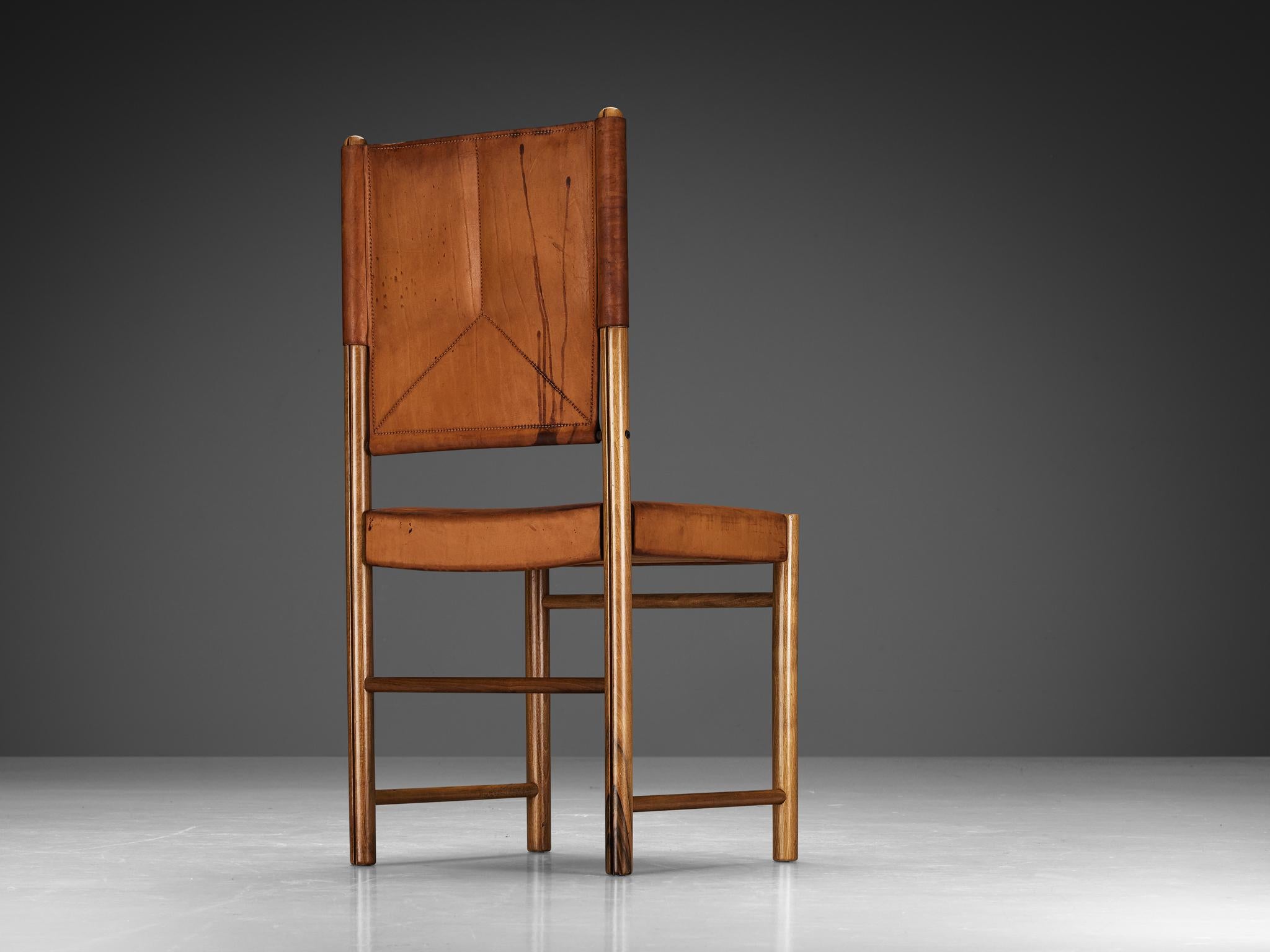 Mid-Century Modern Italian Dining Chair in Cognac Saddle Leather and Walnut  For Sale