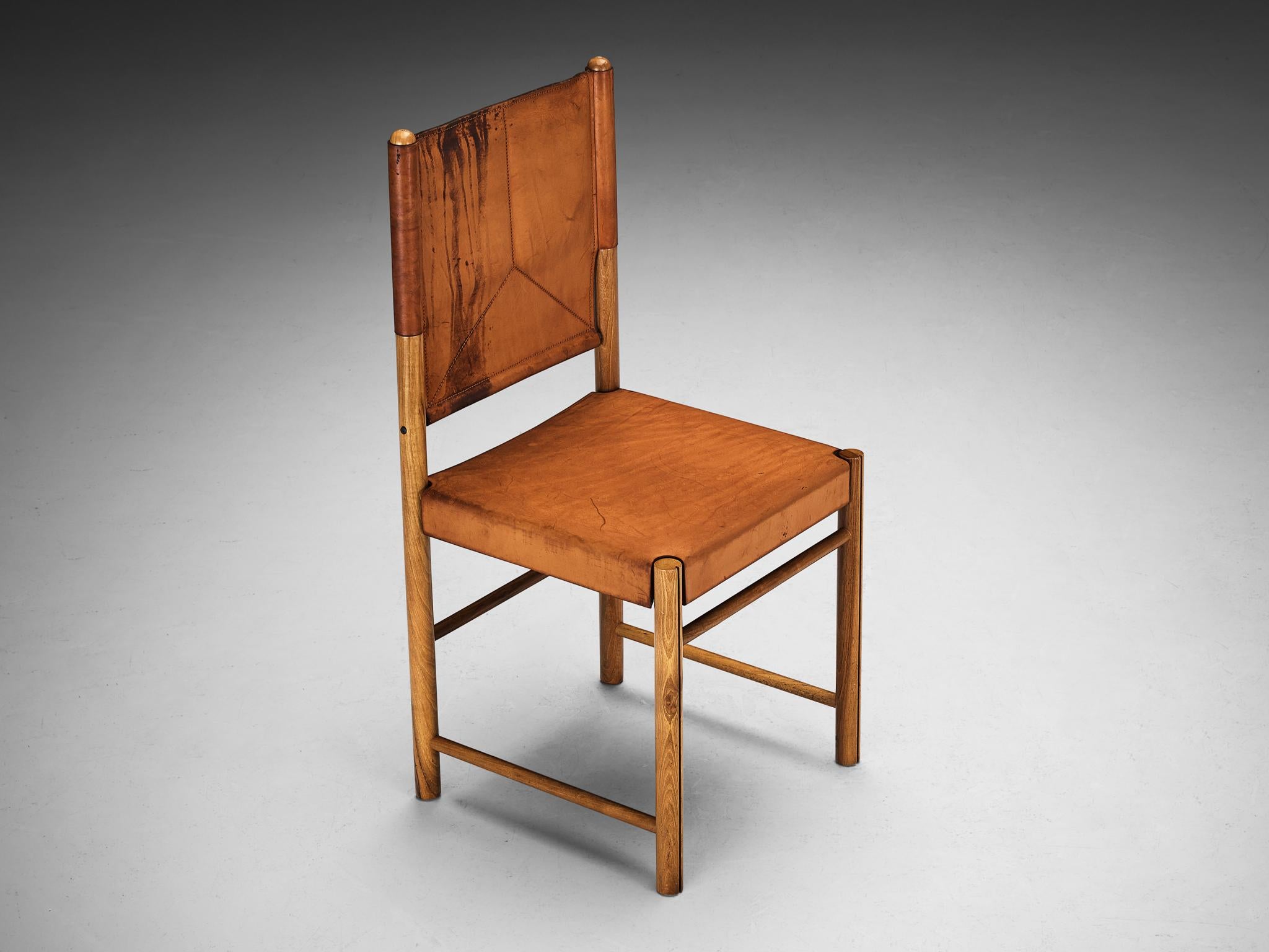 Italian Dining Chair in Cognac Saddle Leather and Walnut  For Sale 2