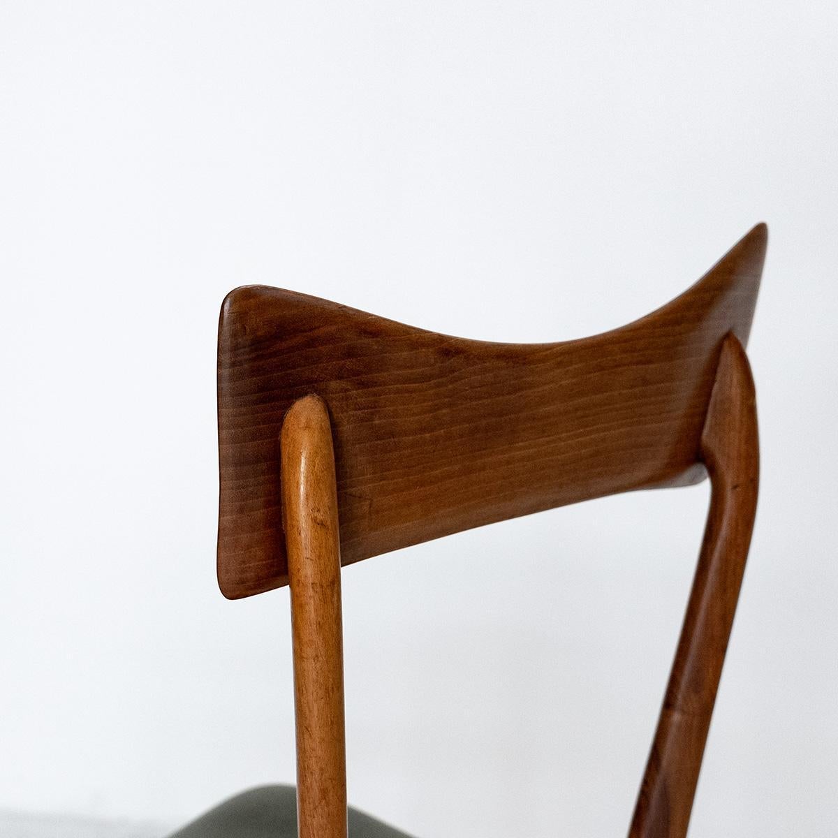 Mid-20th Century Italian Dining Chairs by Ico Parisi and Luisa Parisi for Ariberto Colombo, 1950s For Sale