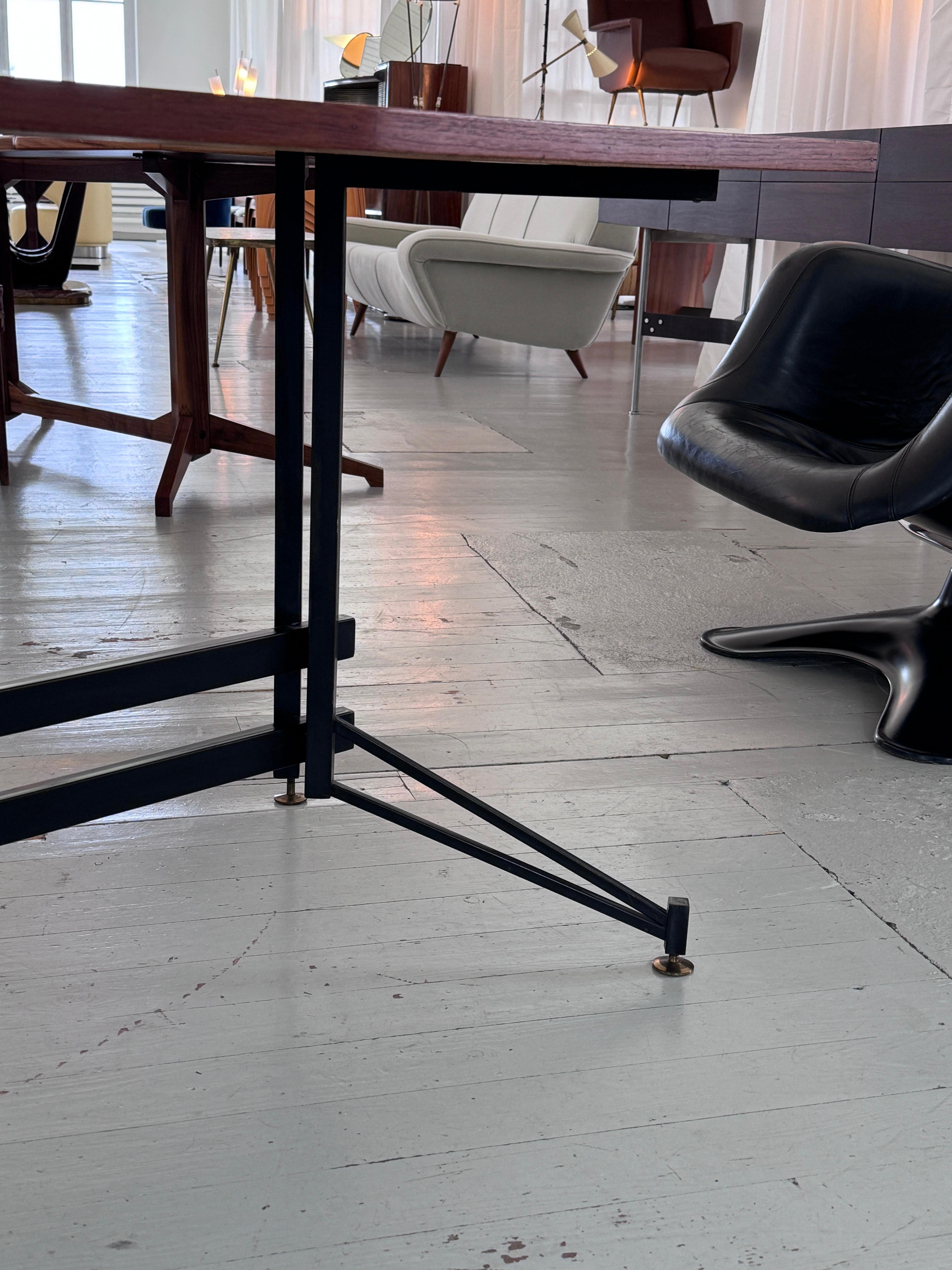 Mesa de comedor o de escritorio italiana, años 50 en venta 4
