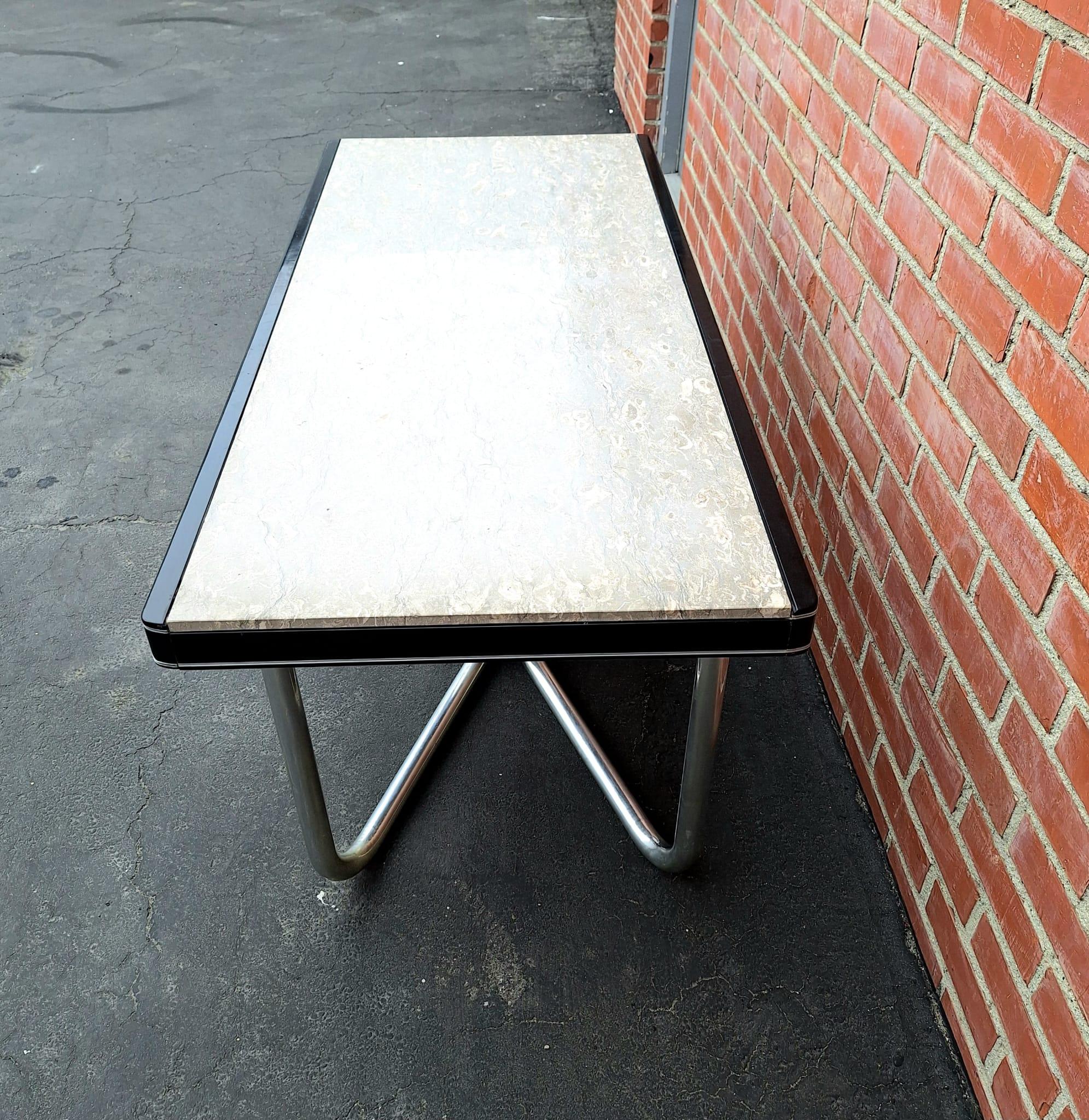 Italian dining room table in style of Gioto Stopino In Good Condition For Sale In Los Angeles, CA