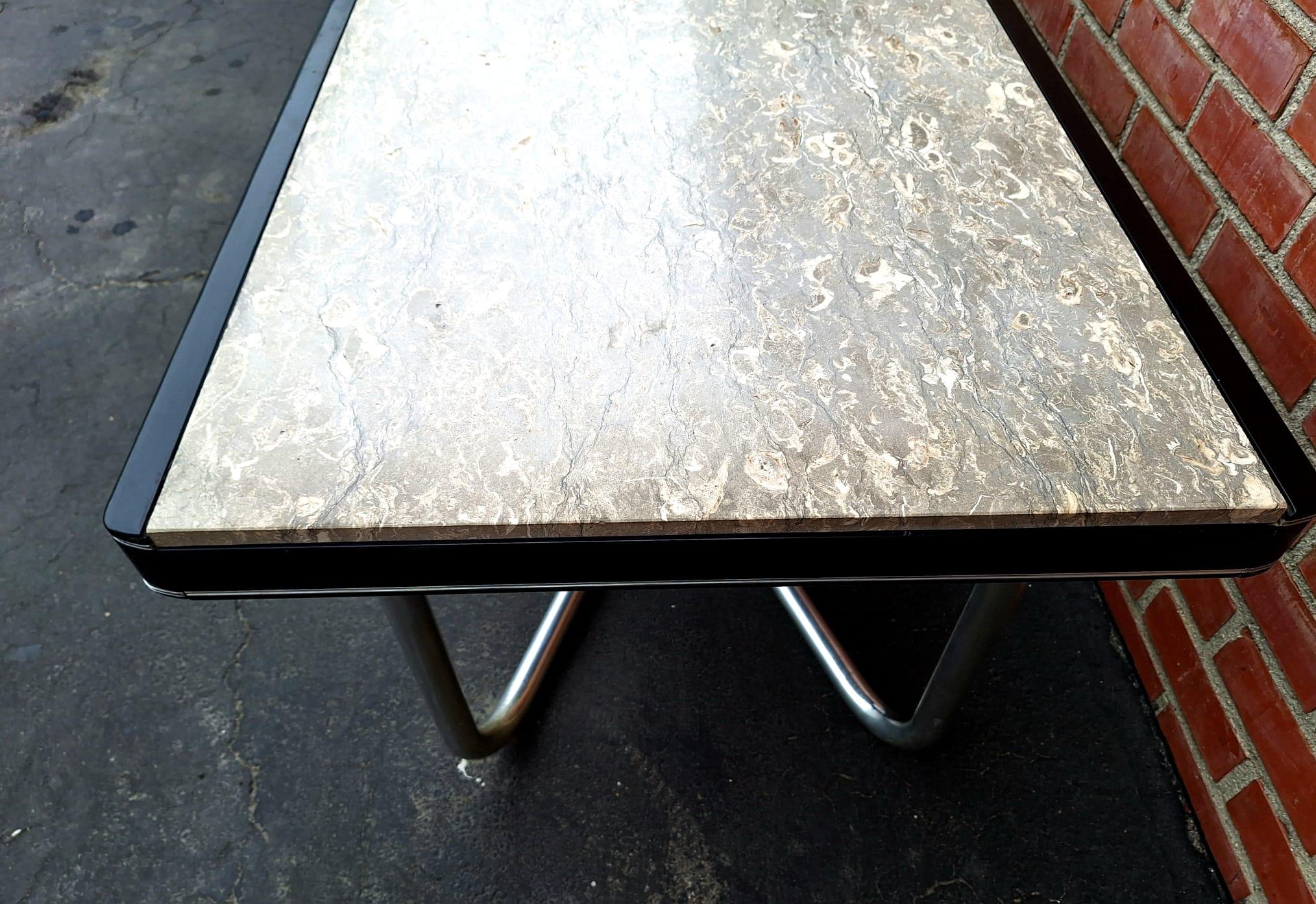 Late 20th Century Italian dining room table in style of Gioto Stopino For Sale