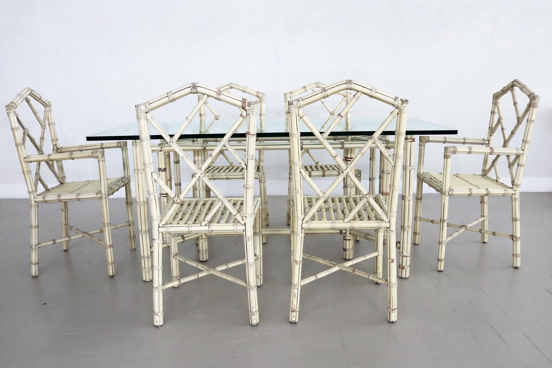 Six chaises de salle à manger italiennes du milieu du siècle dernier en bambou verni et cuir, années 1970 Bon état - En vente à Morazzone, Varese