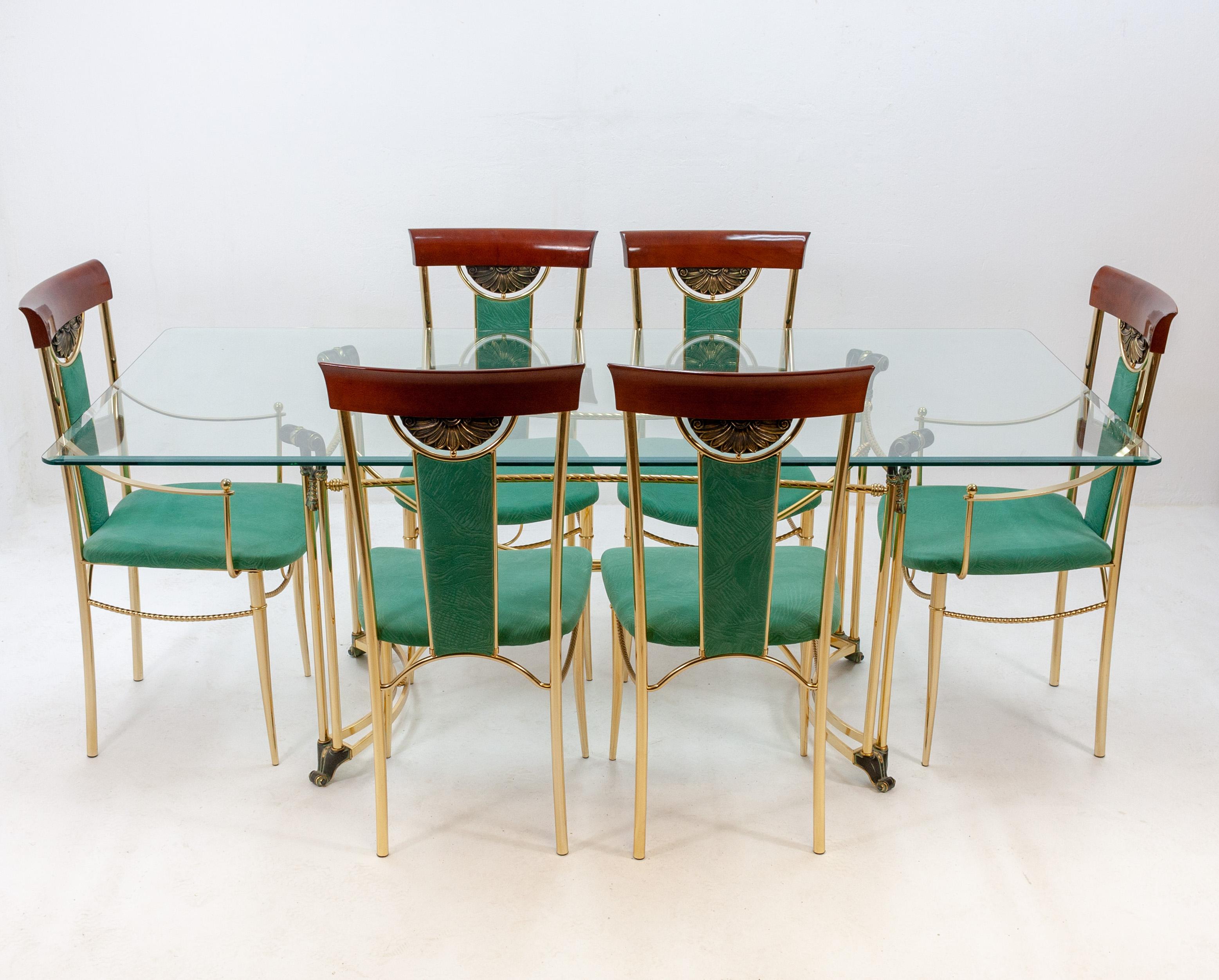 Italian Dining Table and Chairs, 1980s In Good Condition In Den Haag, NL