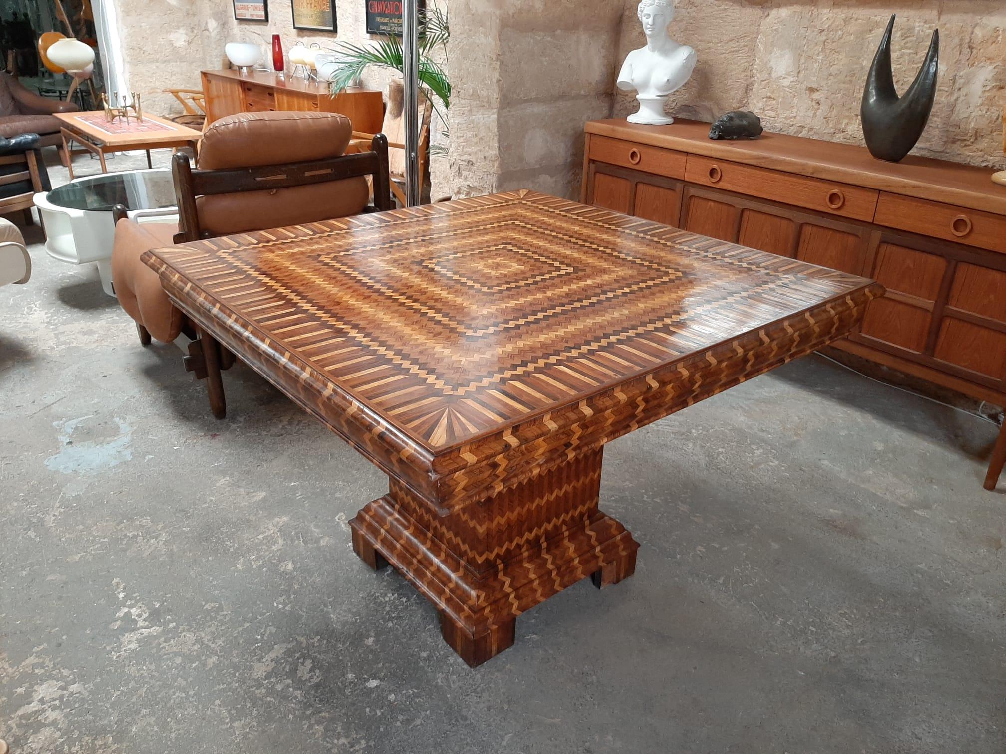 Hardwood Italian Dining Table Bespoke in the 1940s, Mid-Century Dining Table For Sale