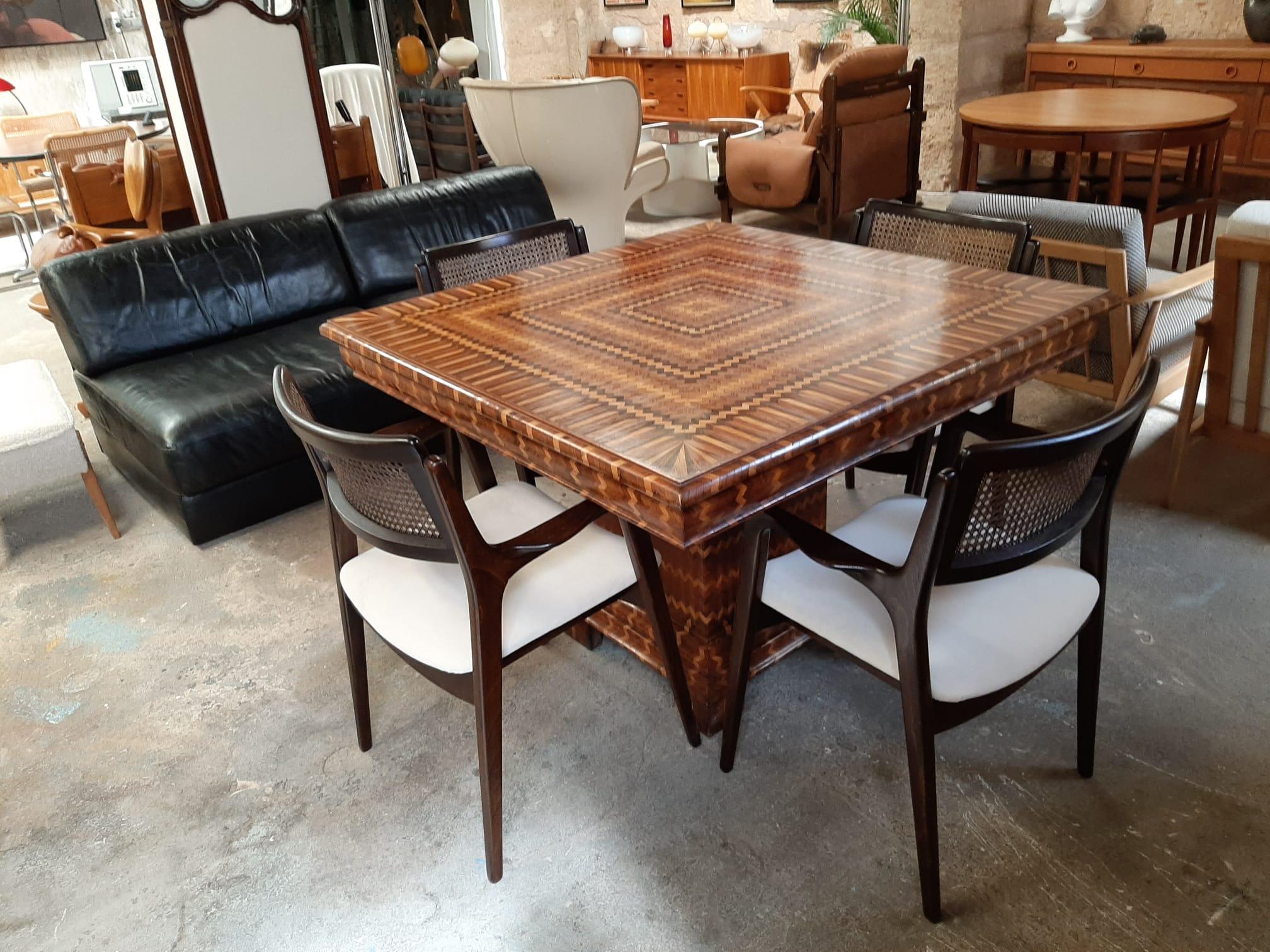 Italian Dining Table Bespoke in the 1940s, Mid-Century Dining Table For Sale 1