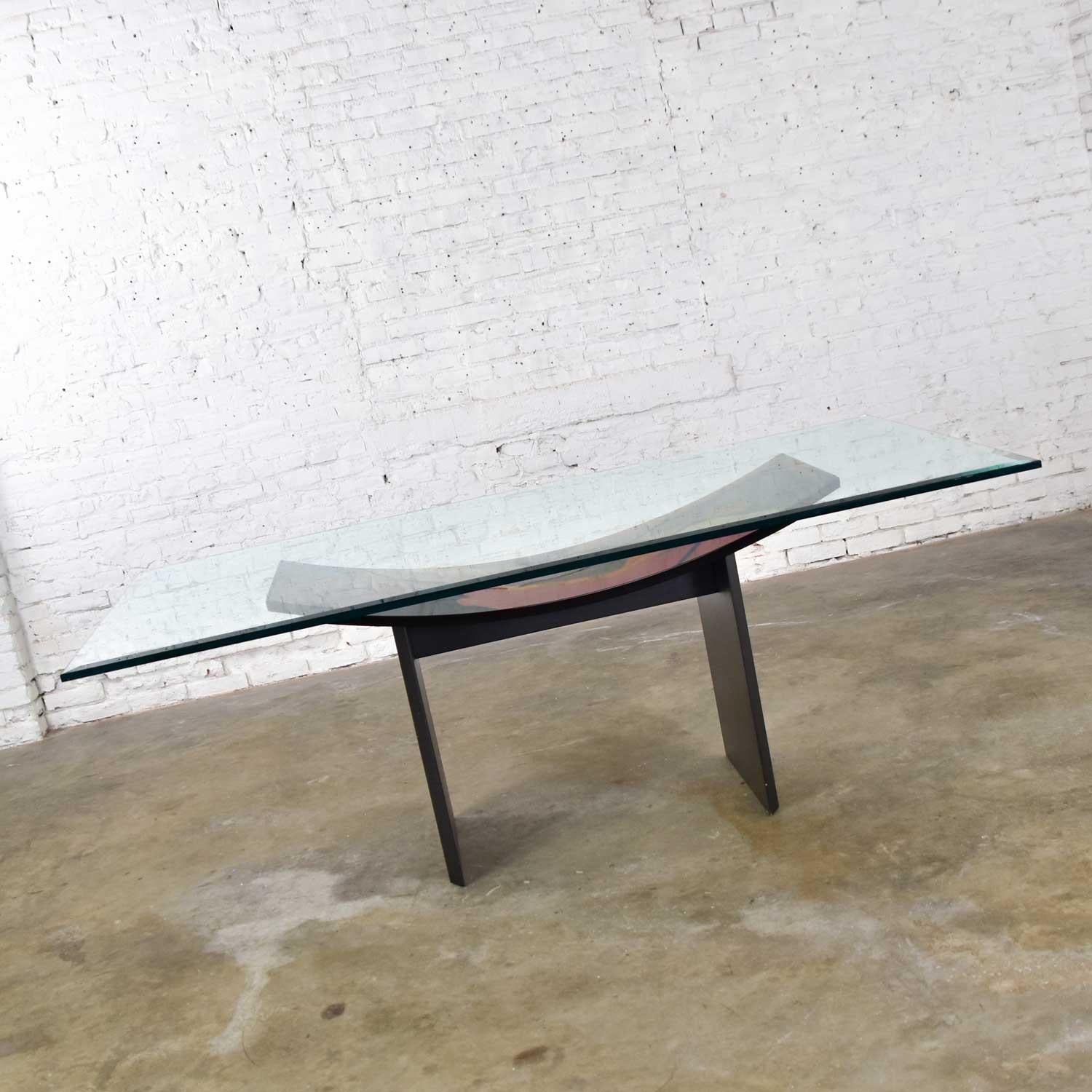 Table de salle à manger italienne de Pietro Costantini en laque noire et incrustation géométrique en vente 2