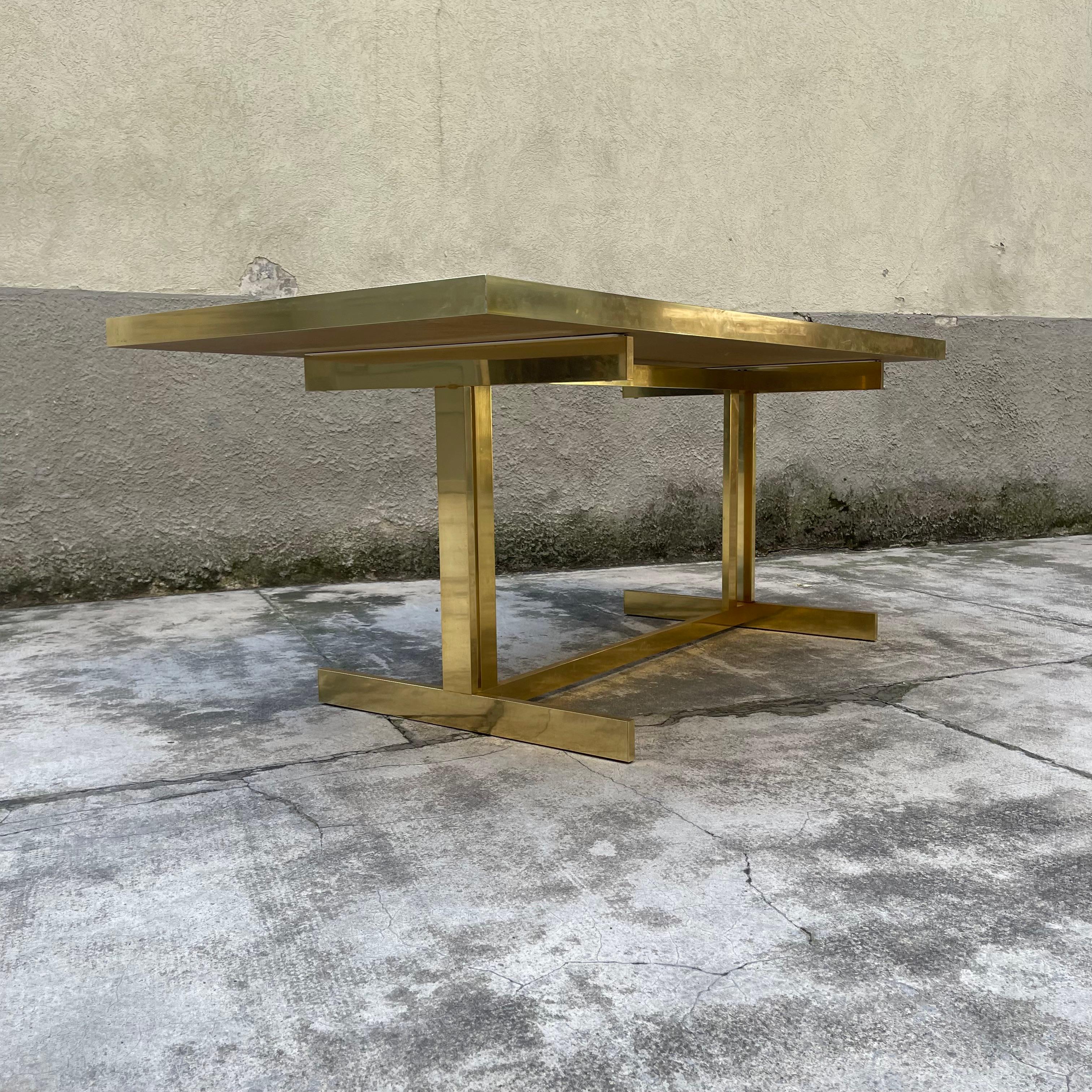 Italian Dining Table in Brass and Laminate by Mario Sabot, 1980s In Excellent Condition For Sale In Milano, IT