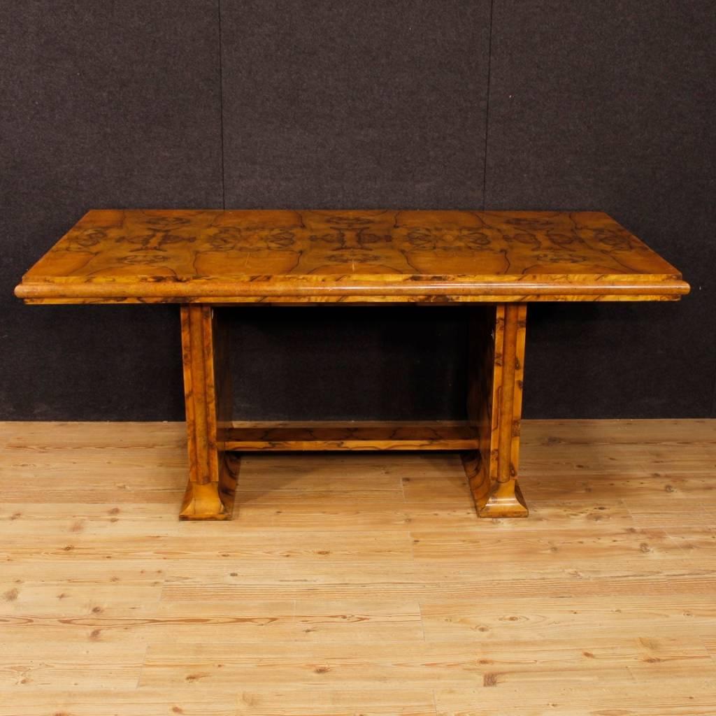 Italian Dining Table in Burl Walnut Wood in Art Deco Style from 20th Century 8