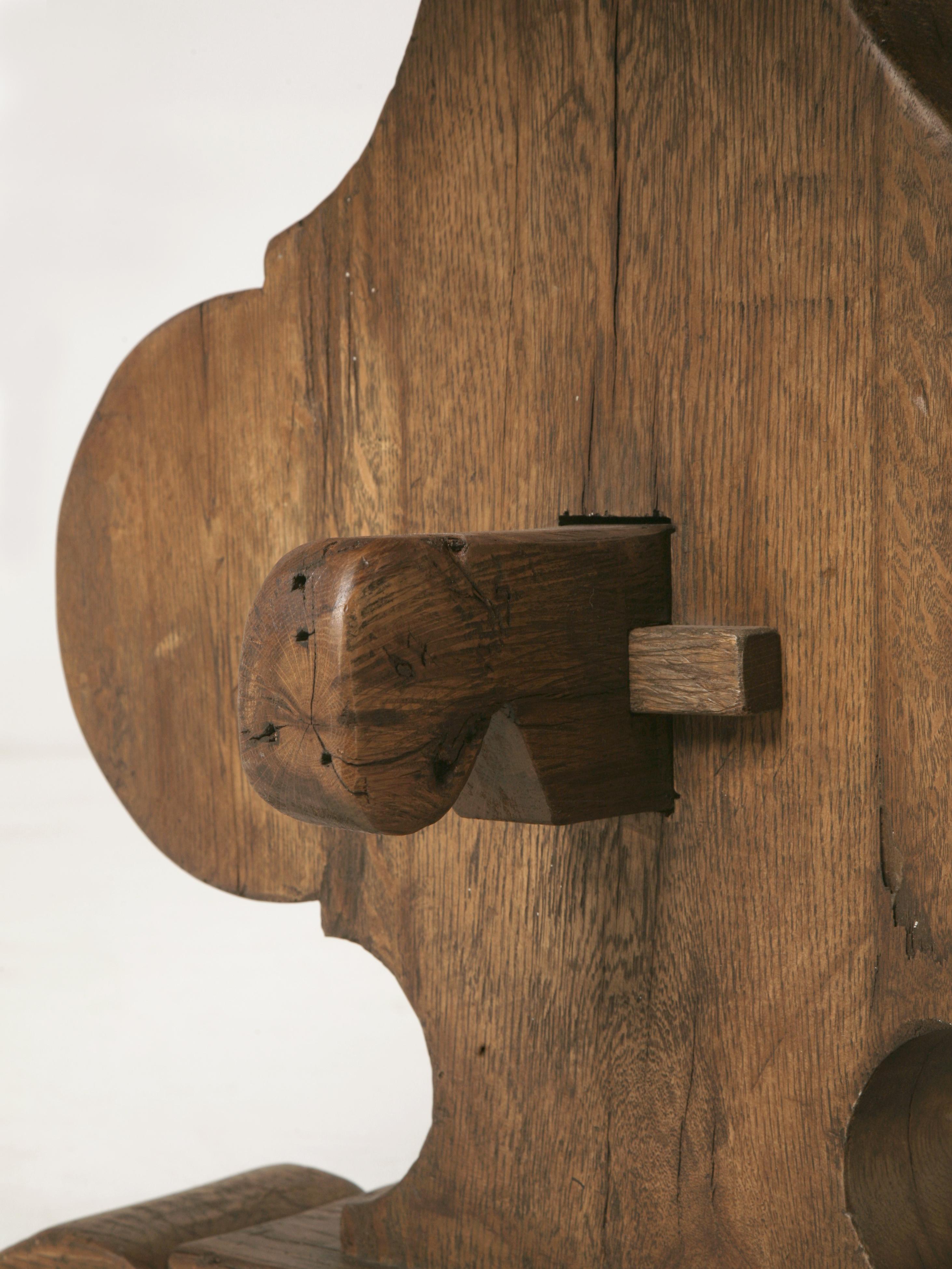Table de salle à manger italienne en chêne récupéré, fabriquée à la main par Old Plank dans toutes les dimensions en vente 2