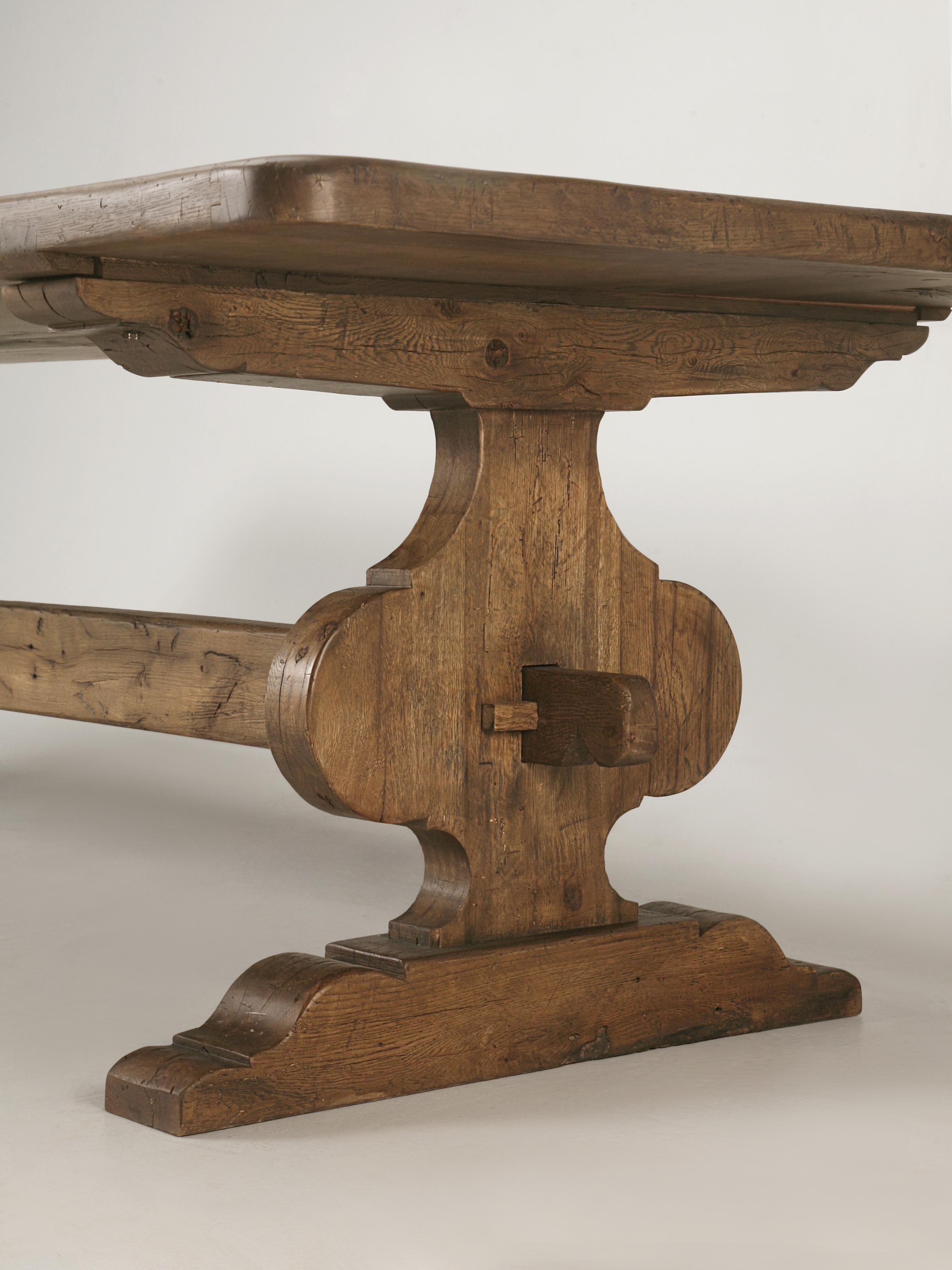 Fait main Table de salle à manger italienne en chêne récupéré, fabriquée à la main par Old Plank dans toutes les dimensions en vente