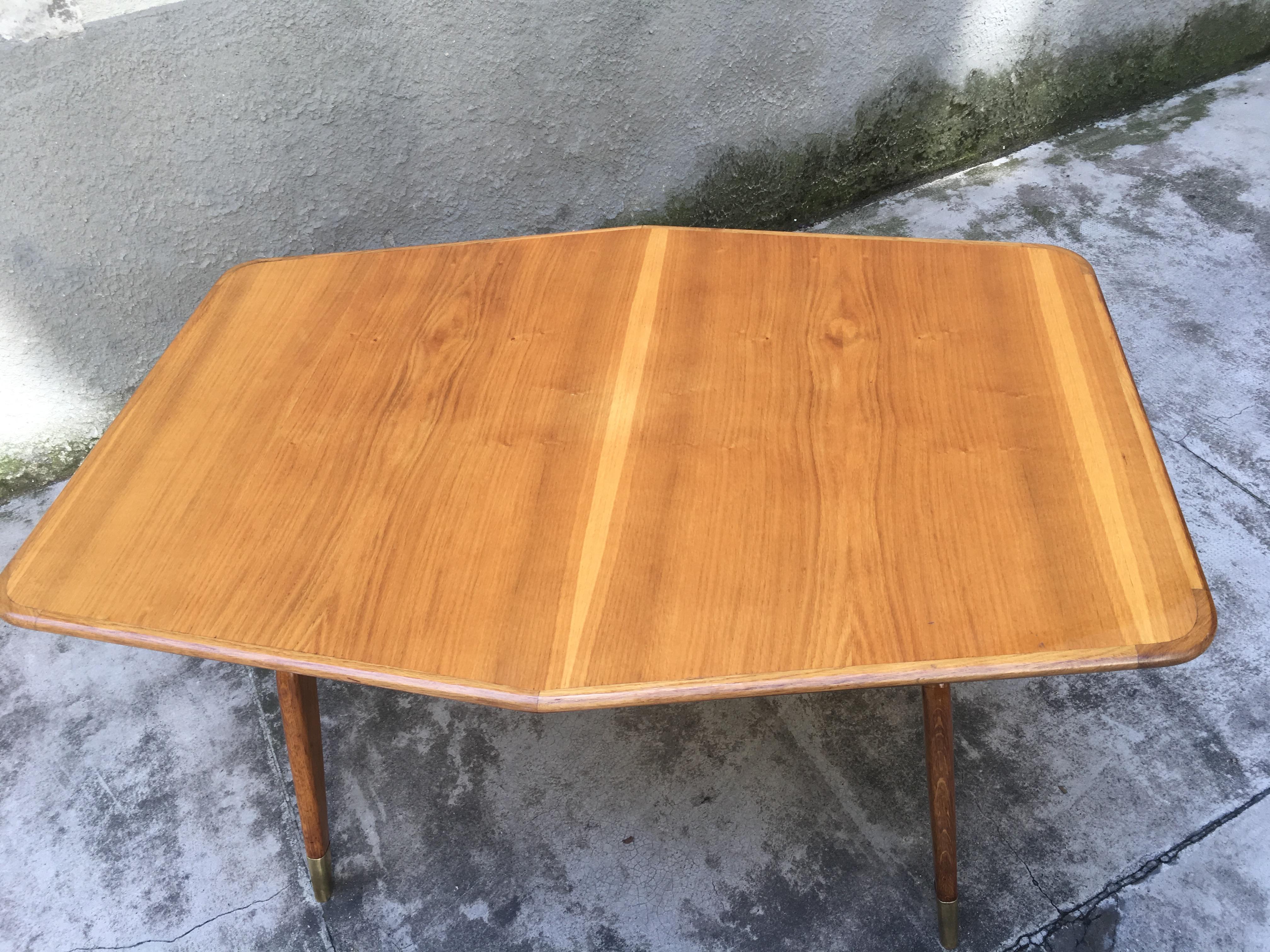 Mid-Century Modern Italian Dining Table in the Spirit of Gio Ponti, 1950s For Sale