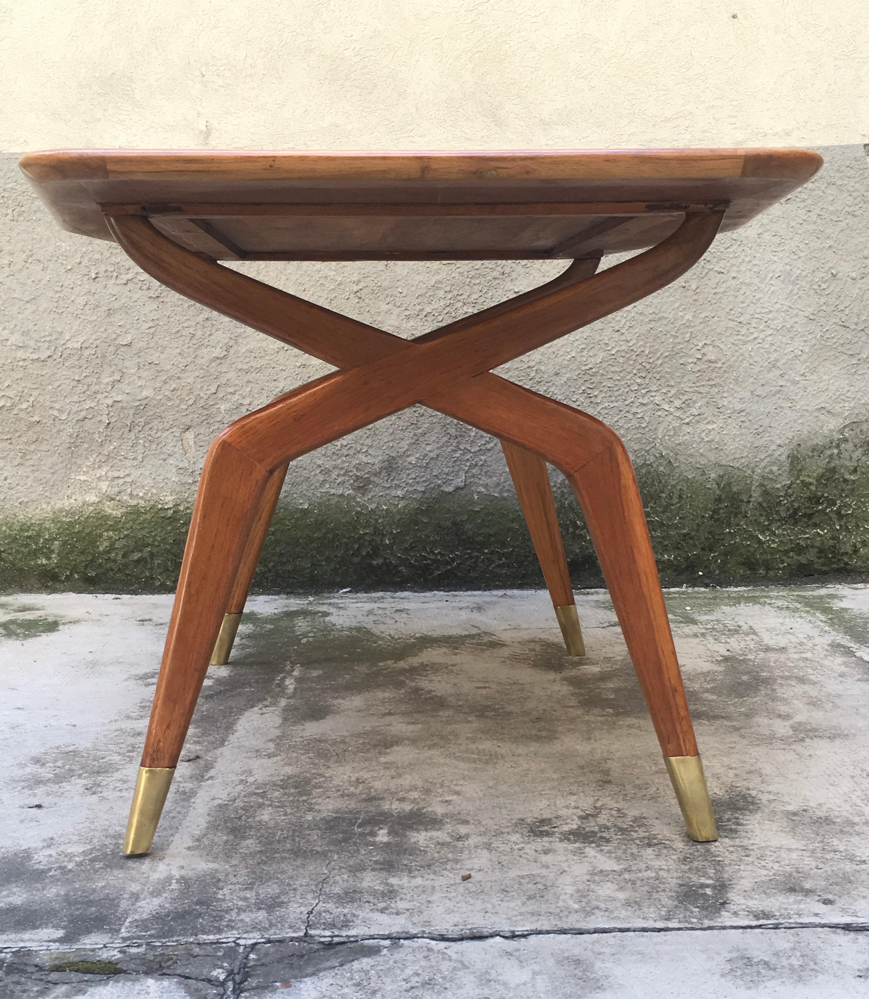 Italian Dining Table in the Spirit of Gio Ponti, 1950s In Excellent Condition For Sale In Milano, IT