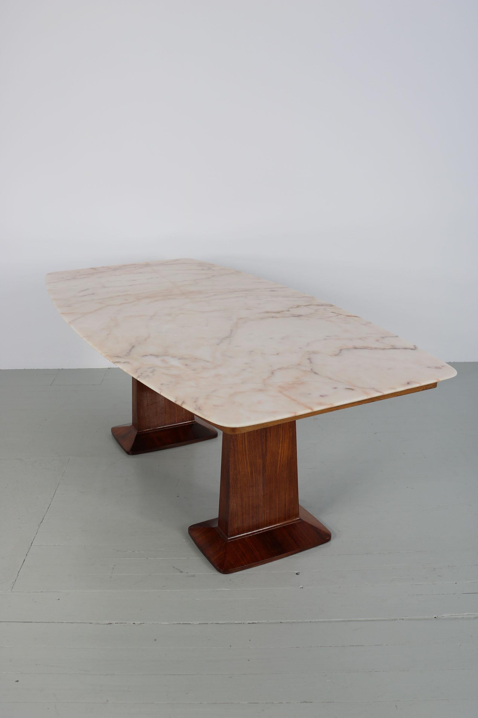 Brass Vittorio Dassi Italian Wooden Dining Table with a Cream Marble Top, 1940s