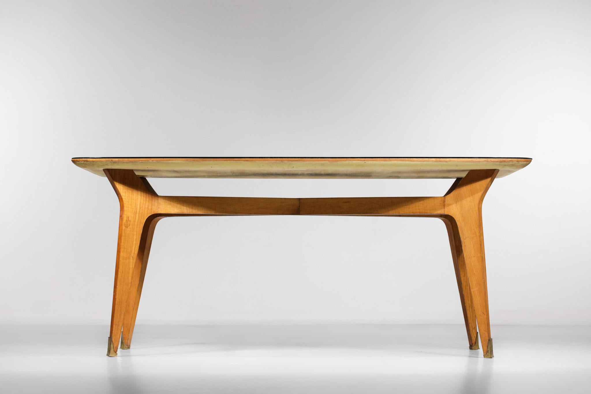 Italian Dining Table Solid Beech and Engraved Glass 60's in Style of Gio Ponti For Sale 11