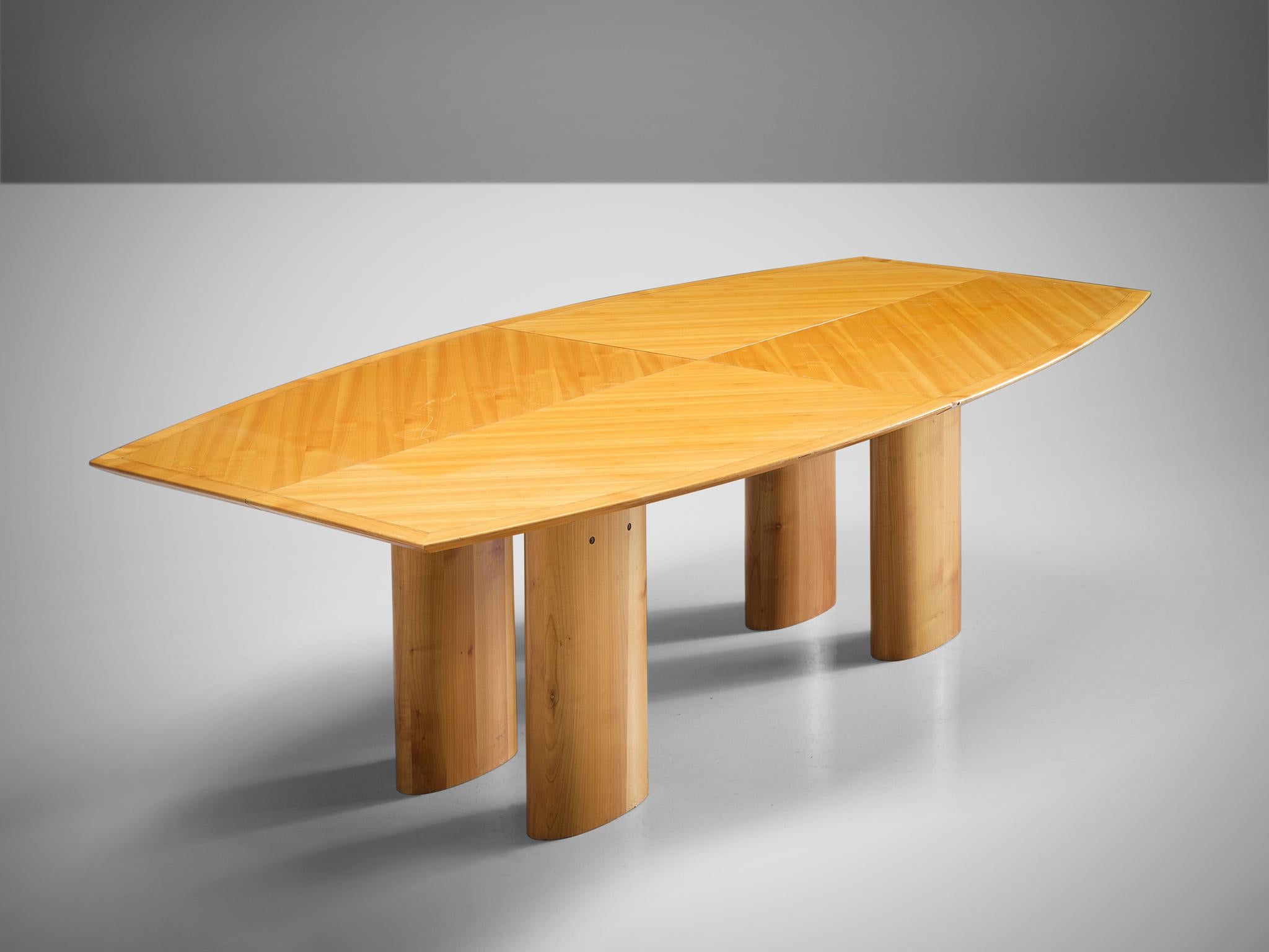 Italian dining table, beech, Italy, 1970s

This sculptural table not only features four oval legs but also a boat shaped top. The top is highlighted with beautiful beech grains and actually consists out of two similar parts. The bright and warm