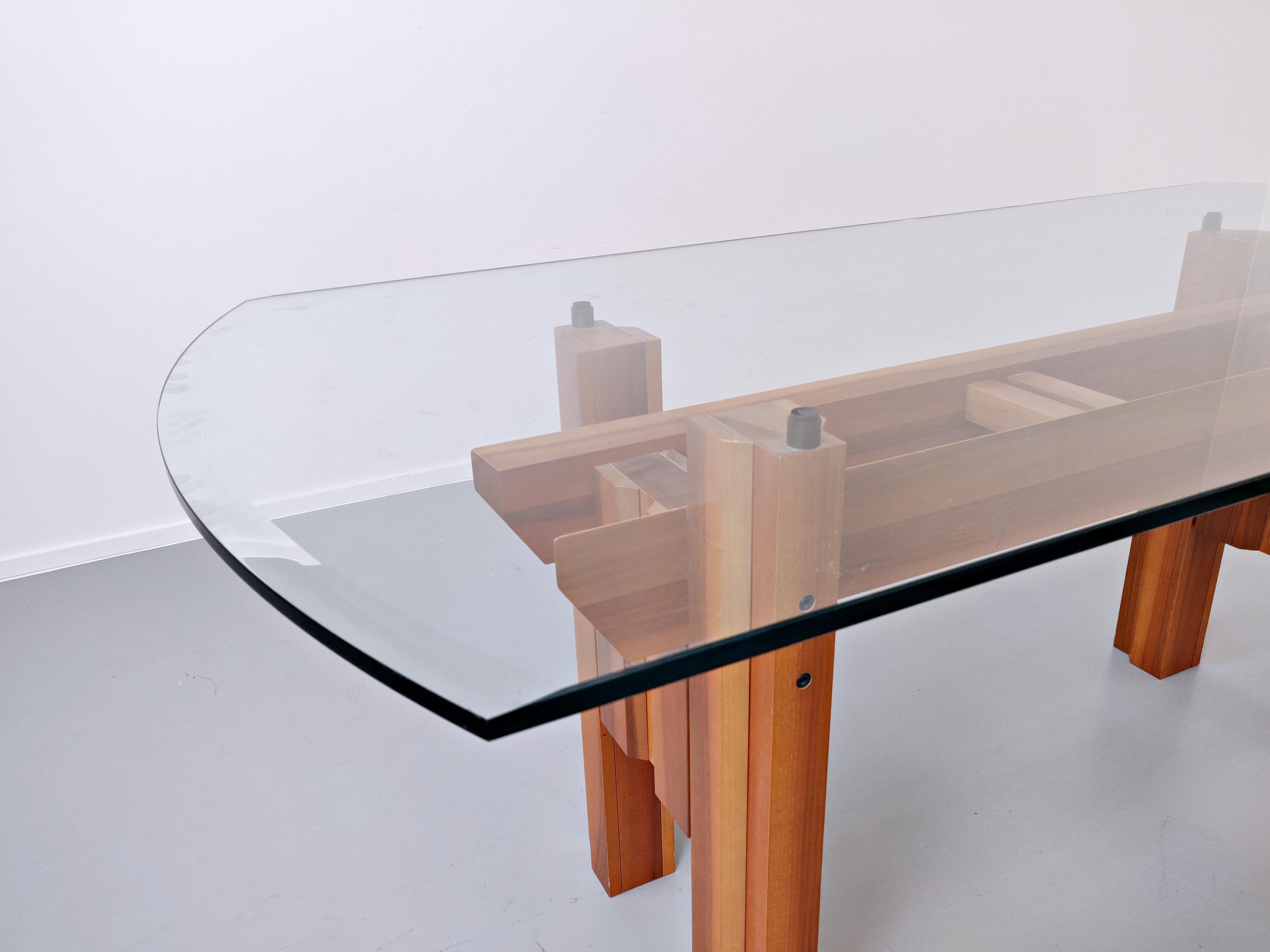 Italian Dining Table, Wood And Glass Top By Franco Poli For Bernini C. 1979 In Good Condition For Sale In Brussels, BE