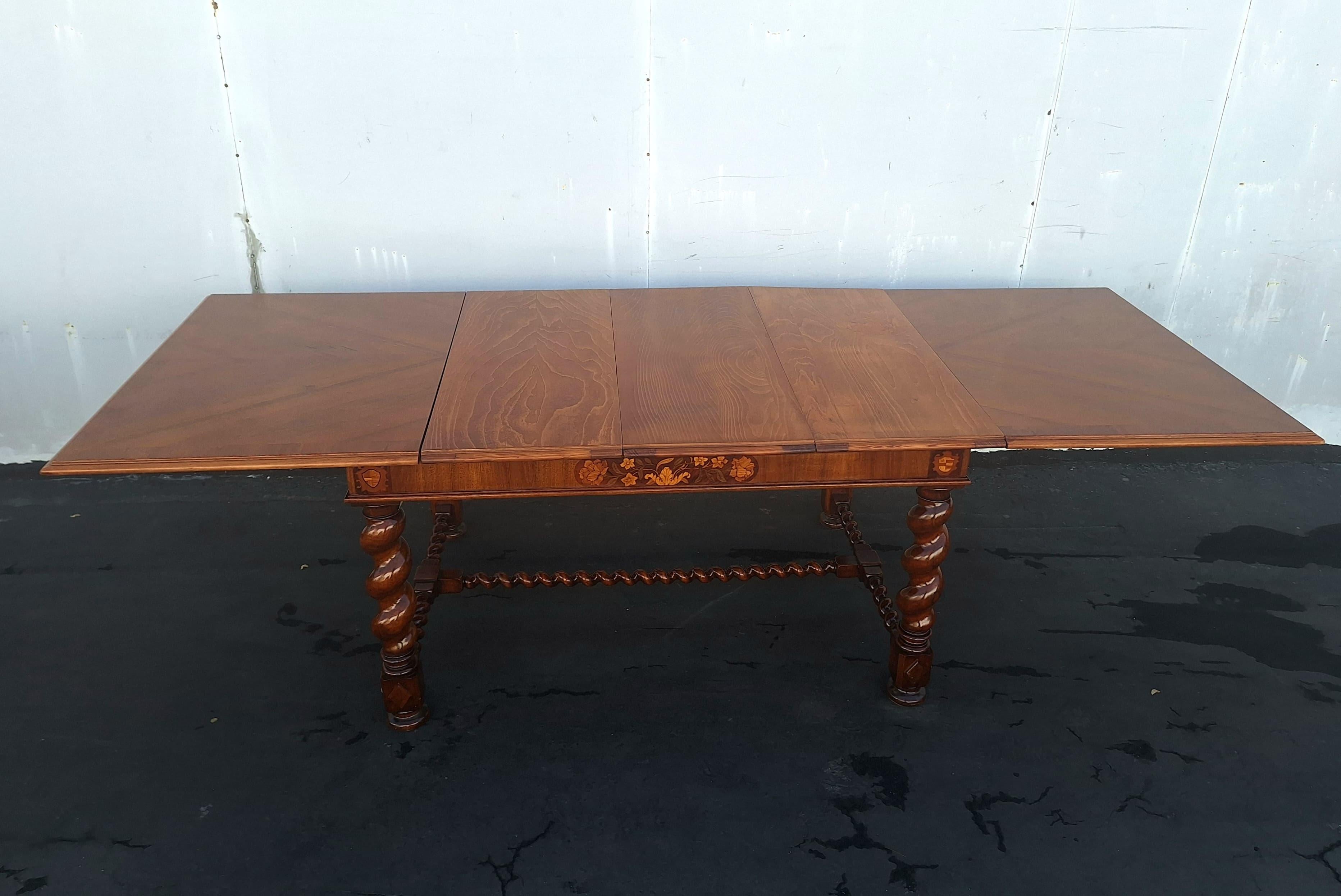 Italian Dinning Room Table in in style of Fratino en vente 1