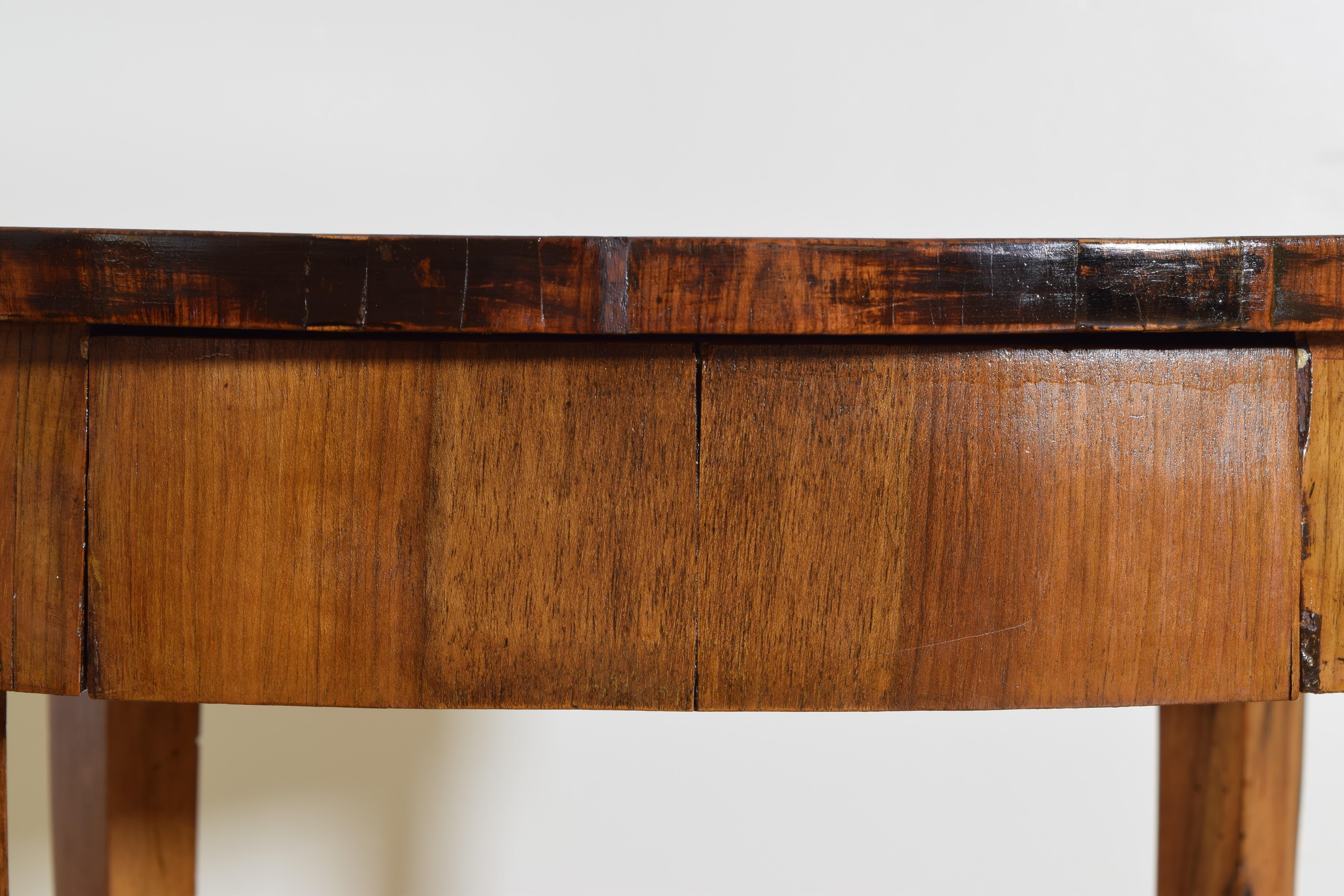 Italian Directoire Period Veneered Oval 1-Drawer Table, circa 1830 1