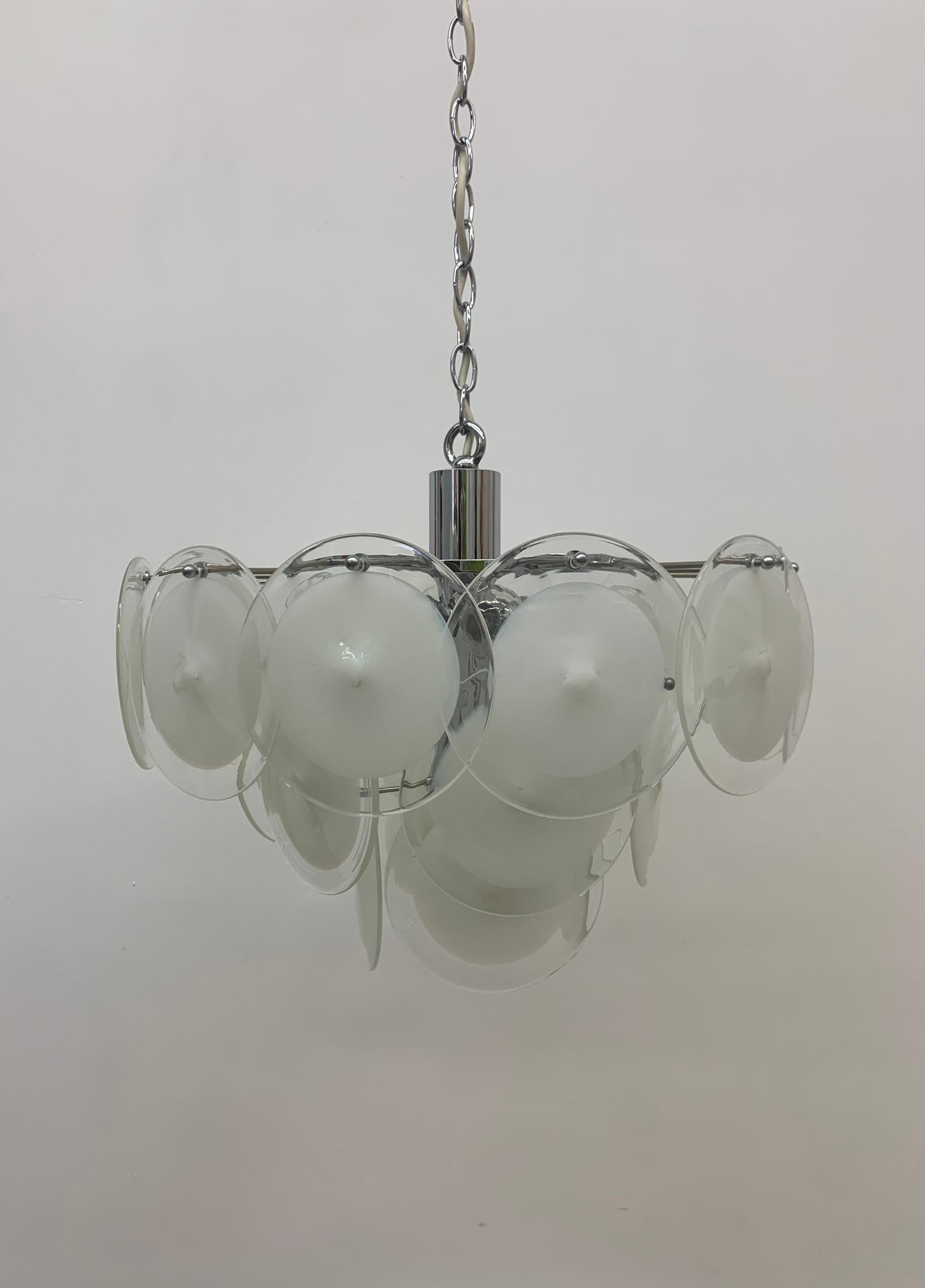 Italian Disc Chandelier by Vistosi Murano Glass, Italy, 1970s In Good Condition For Sale In Delft, NL