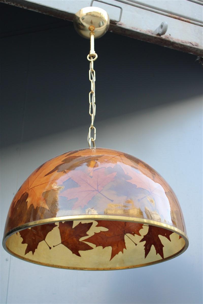Mid-Century Modern Italian Dome Chandelier in Resin with Plane Leaves Design 1970 Brass For Sale