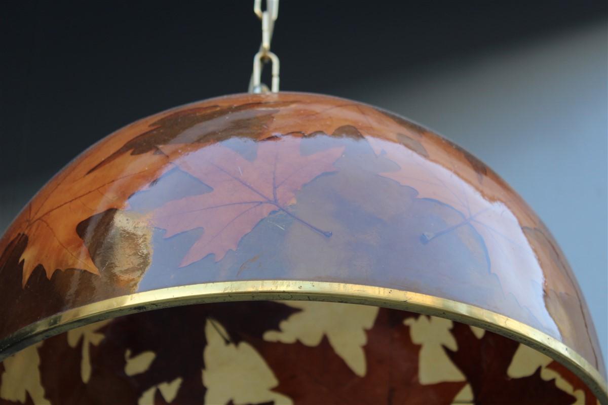 Late 20th Century Italian Dome Chandelier in Resin with Plane Leaves Design 1970 Brass For Sale