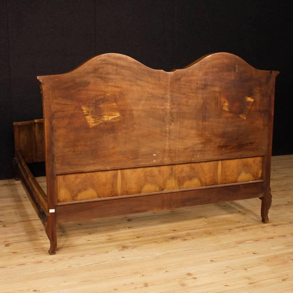 Italian Double Bed in Carved Walnut, Burl Walnut and Burl Elm from 20th Century 8