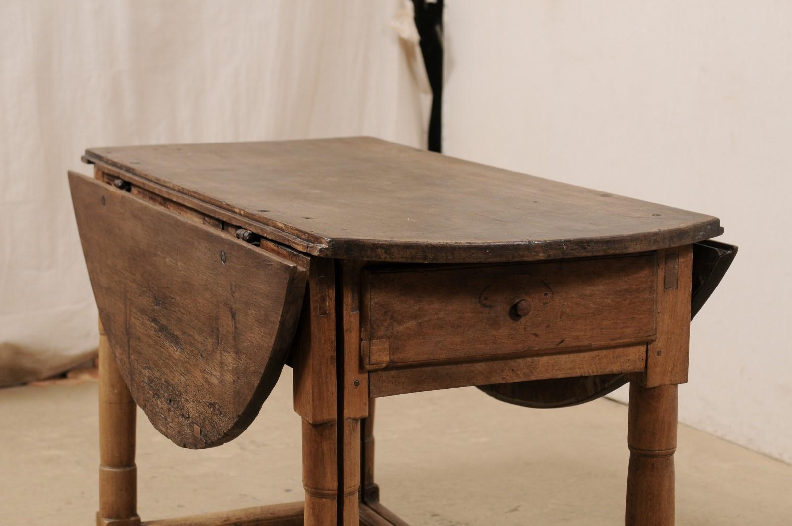 Italian Double Gate-Leg Table w/Drop Leaves on Either Side, Turn of 18th/19th C. For Sale 6