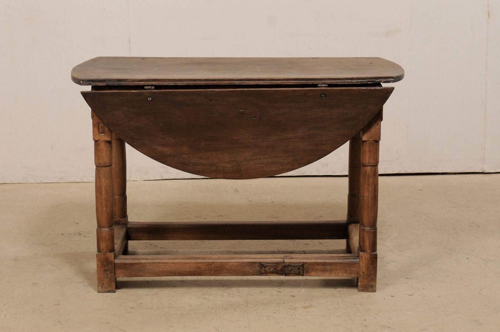 Italian Double Gate-Leg Table w/Drop Leaves on Either Side, Turn of 18th/19th C. For Sale 2