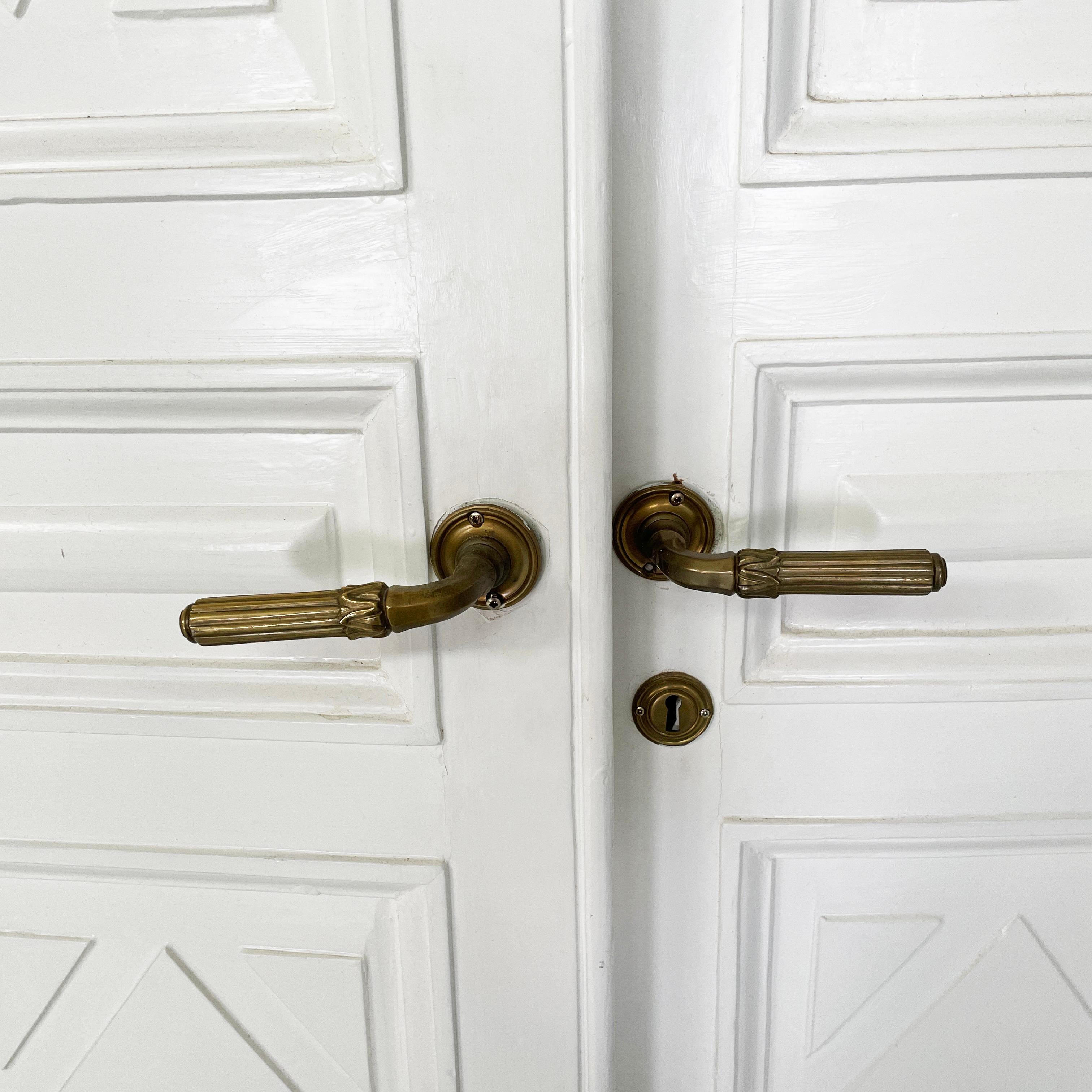 Puerta italiana de doble batiente totalmente de madera blanca, principios de 1900 en venta 4