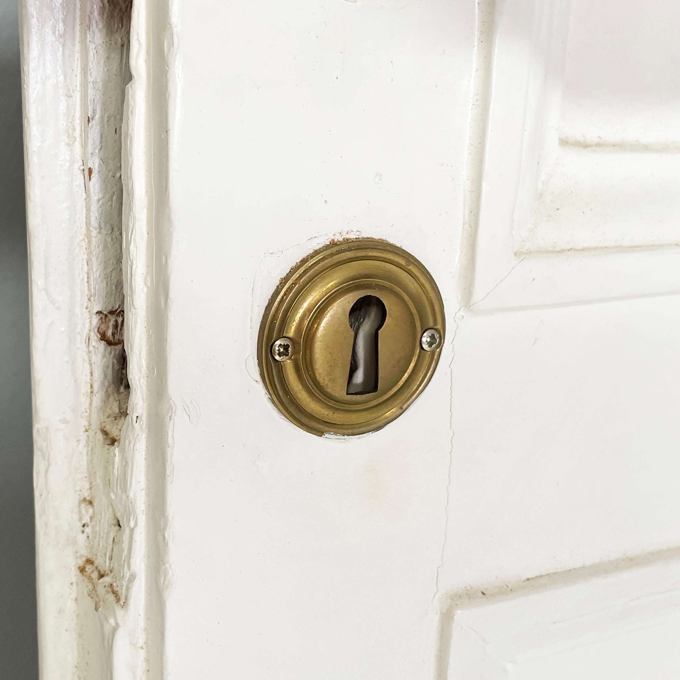 Puerta italiana de doble batiente totalmente de madera blanca, principios de 1900 en venta 6