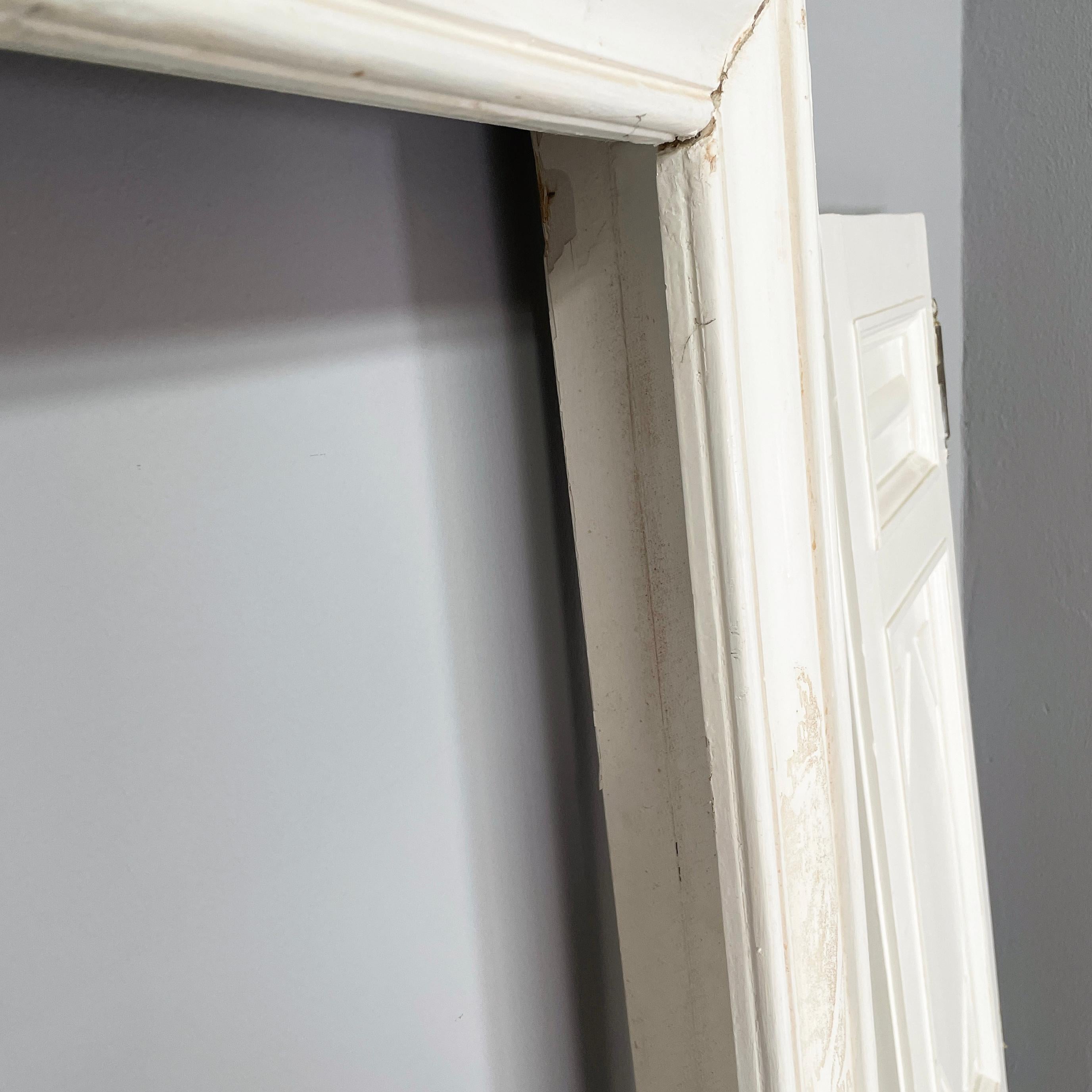 Puerta italiana de doble batiente totalmente de madera blanca, principios de 1900 Latón en venta