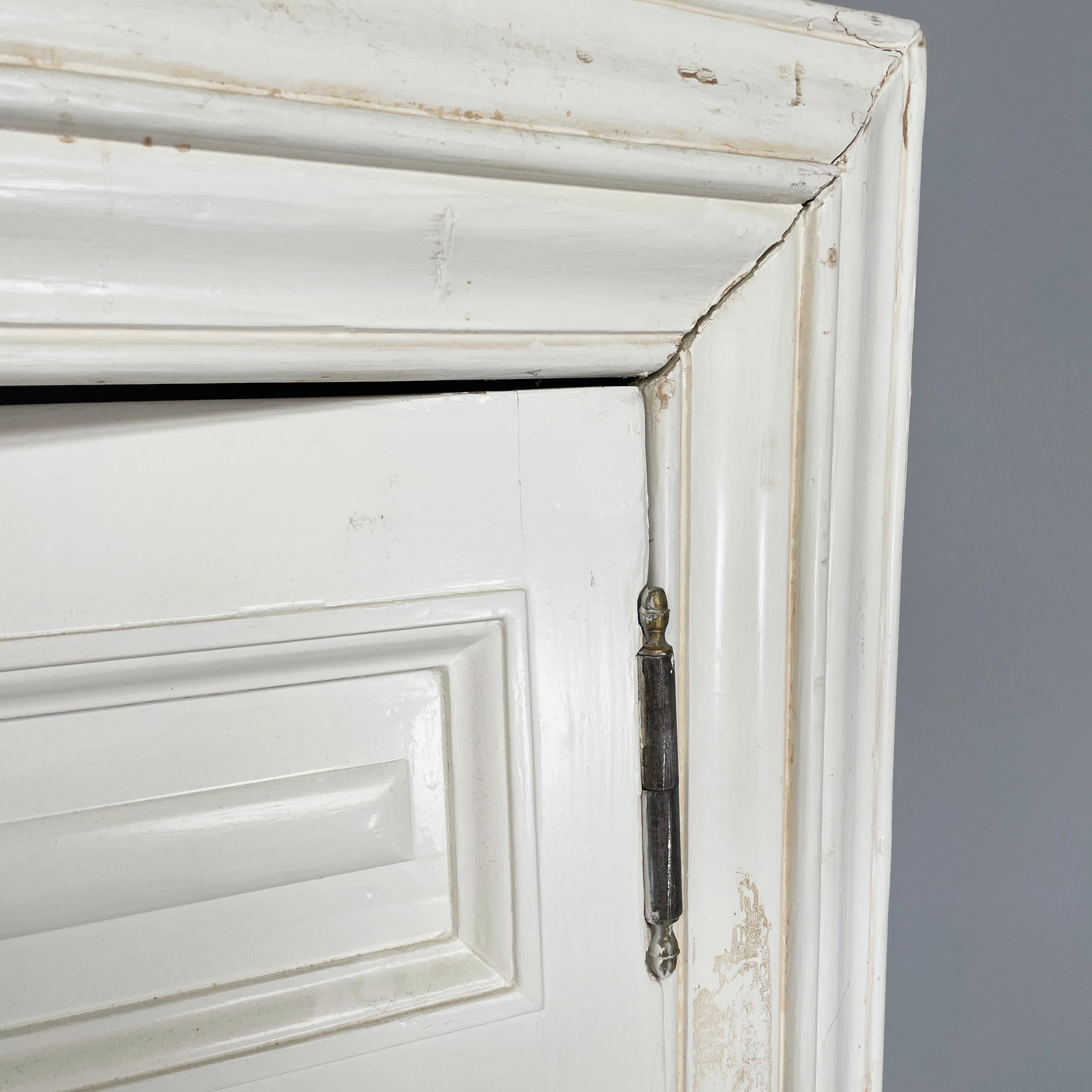 Puerta italiana de doble batiente totalmente de madera blanca, principios de 1900 en venta 2