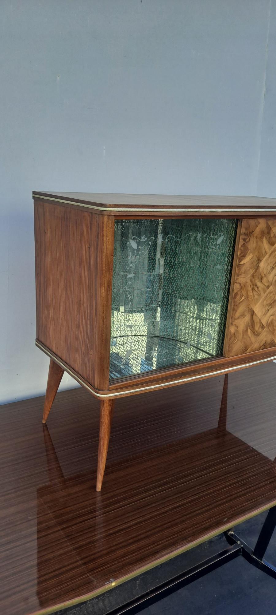 Italienische Schubladenbar – Vitrine im Angebot 1