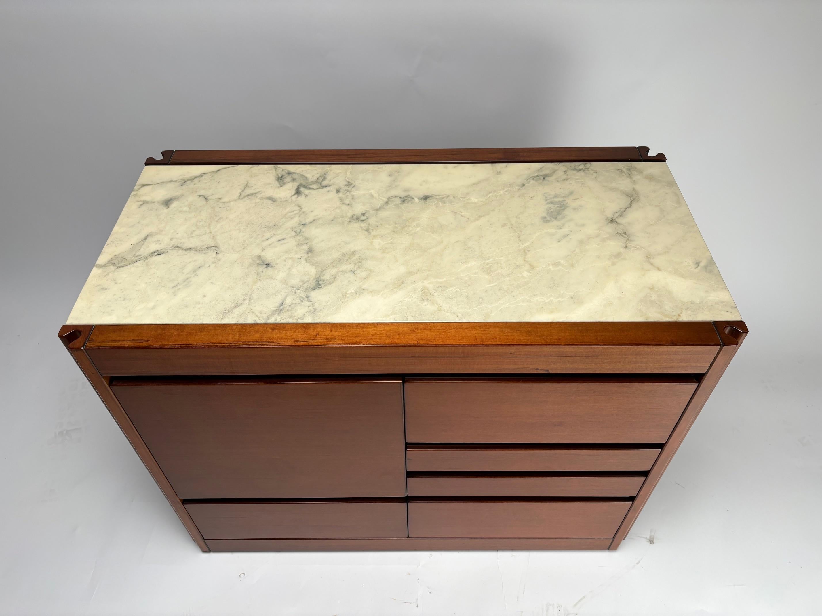 Italian Dry Bar by Angelo Mangiarotti for Molteni in Wood and Marble, 1960s For Sale 2