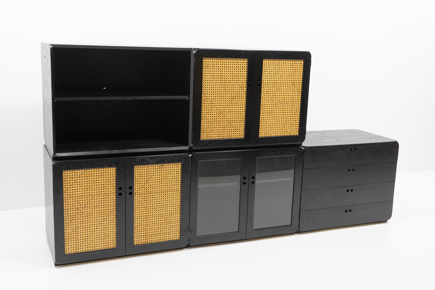 Italian / Dutch Design Derk Jan De Vries, Samara Storage Unit – 1970s In Good Condition For Sale In Renens, CH