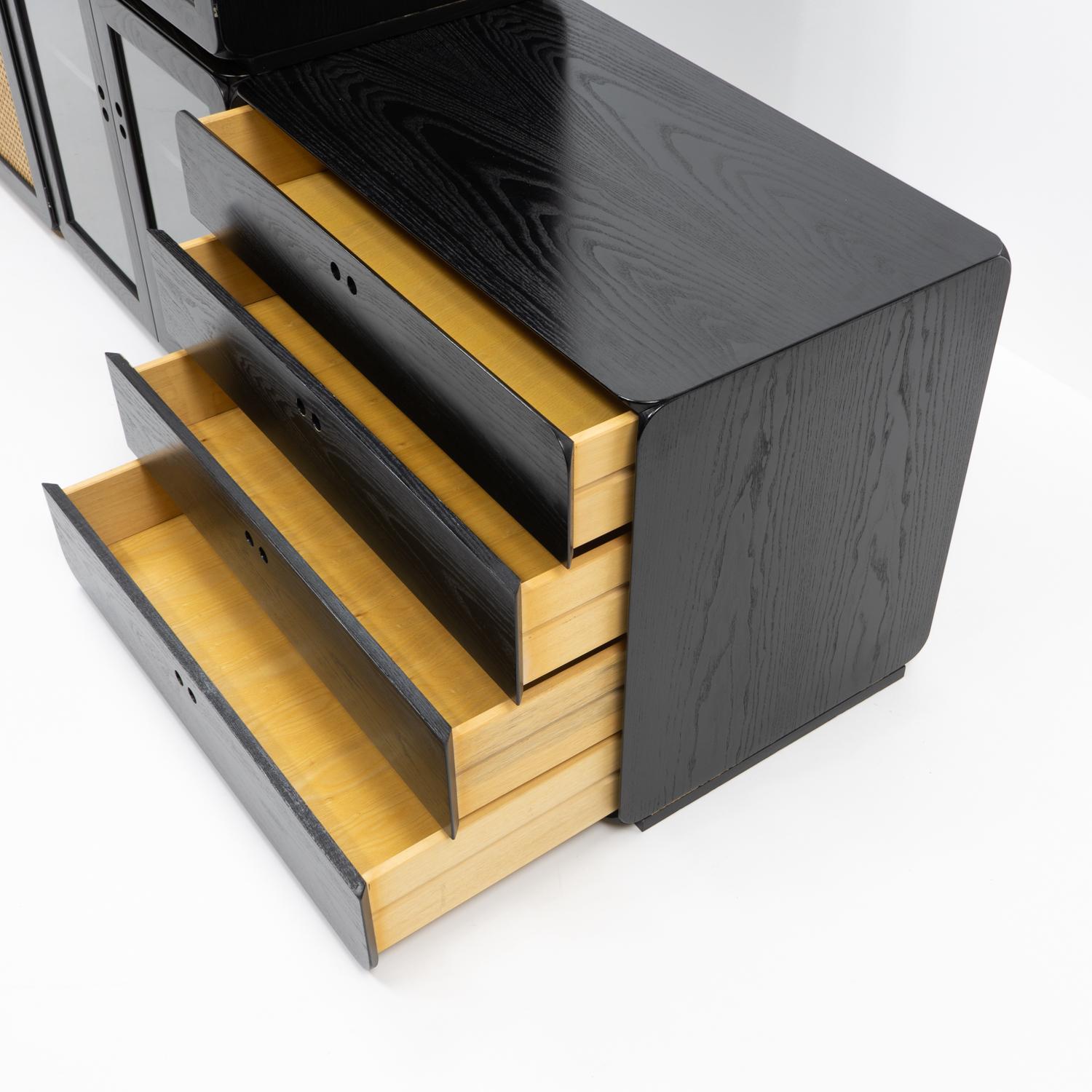 Italian / Dutch Design Derk Jan De Vries, Samara Storage Unit – 1970s For Sale 2
