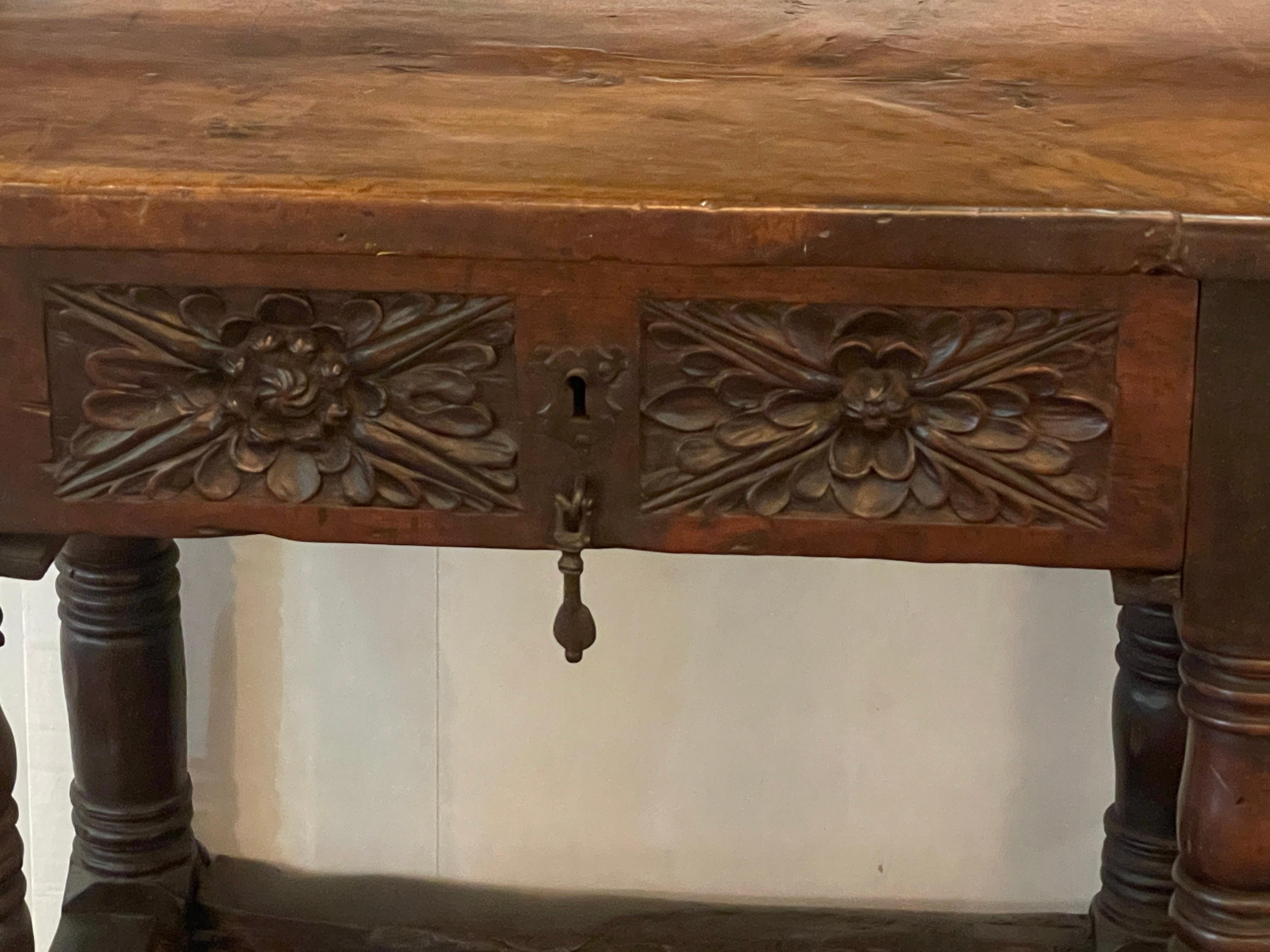 Baroque Italian Early 18th Century Carved Walnut Two Drawer Console Table For Sale
