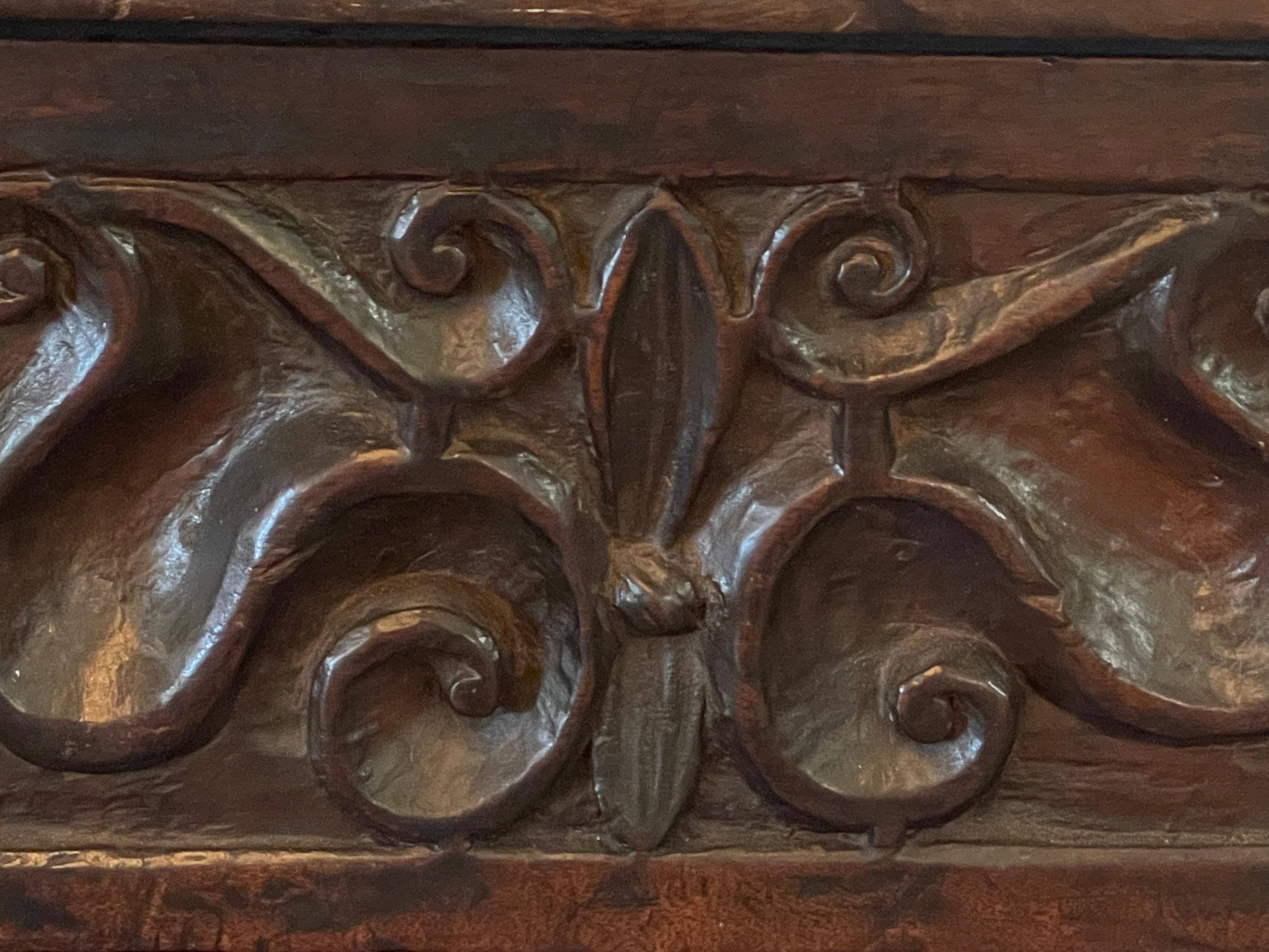 18th Century and Earlier Italian Early 18th Century Carved Walnut Two Drawer Console Table For Sale
