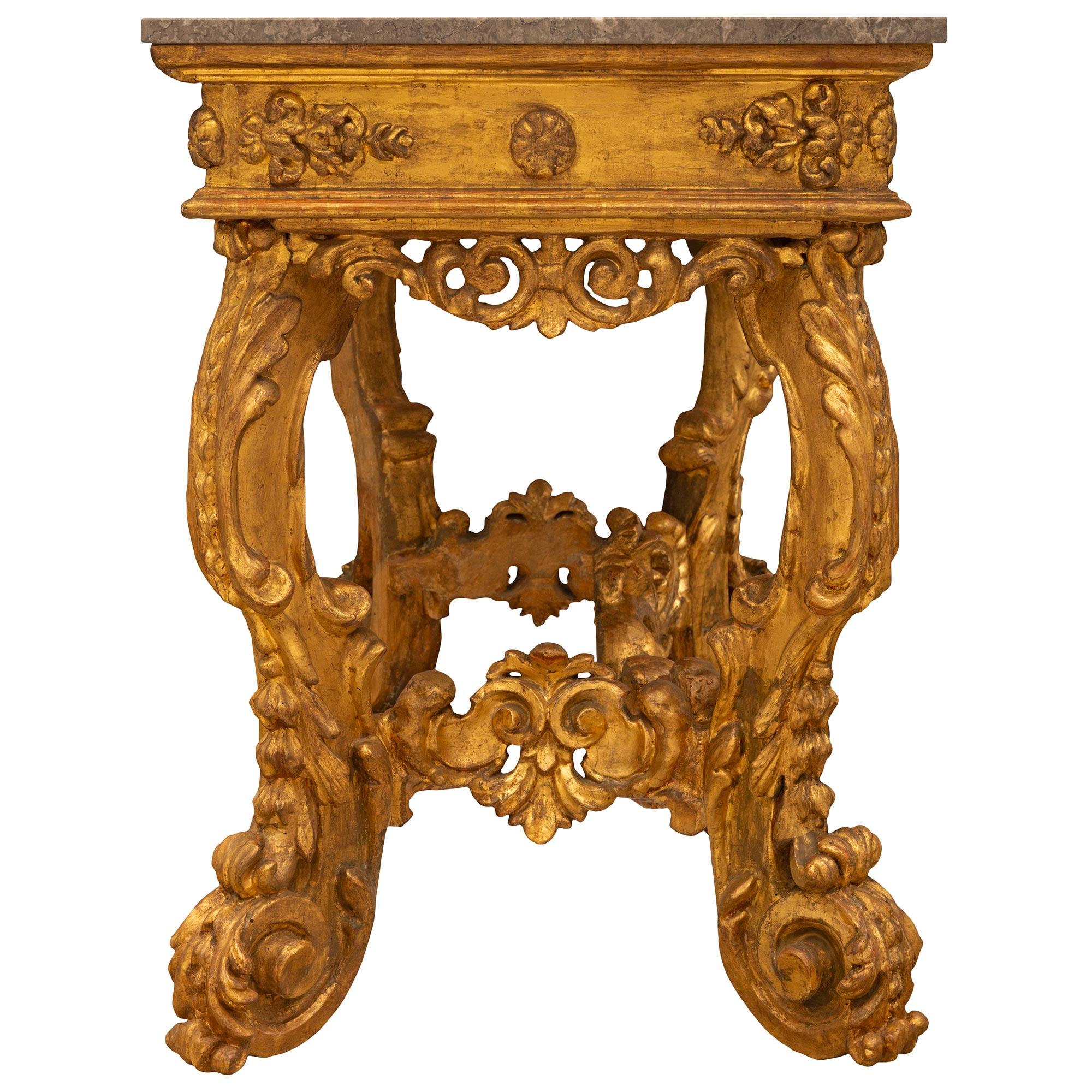 Italian Early 18th Century Louis XIV Period Gilt Wood Console In Good Condition For Sale In West Palm Beach, FL