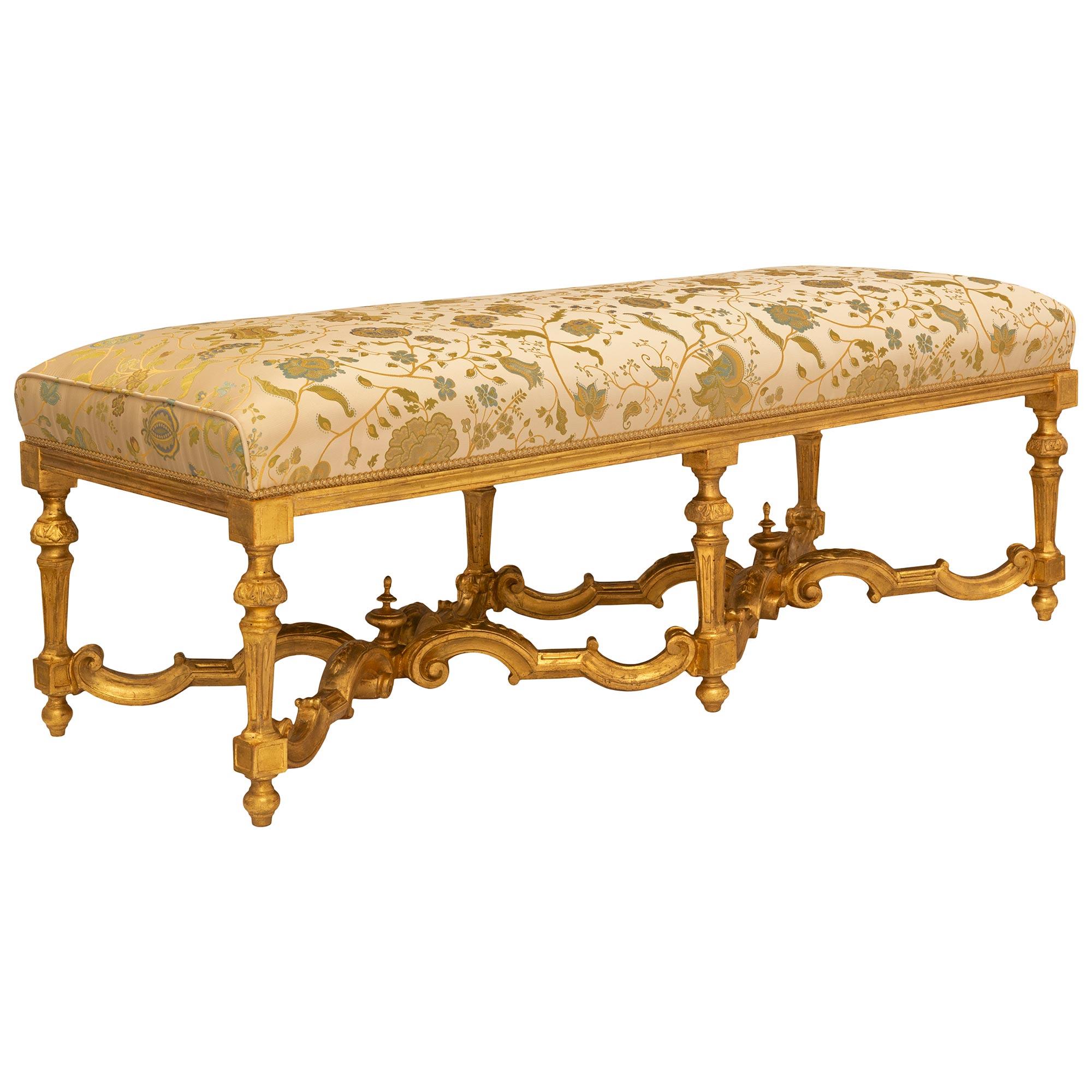 18th Century and Earlier Italian Early 18th Century Louis XIV Period Giltwood Bench For Sale
