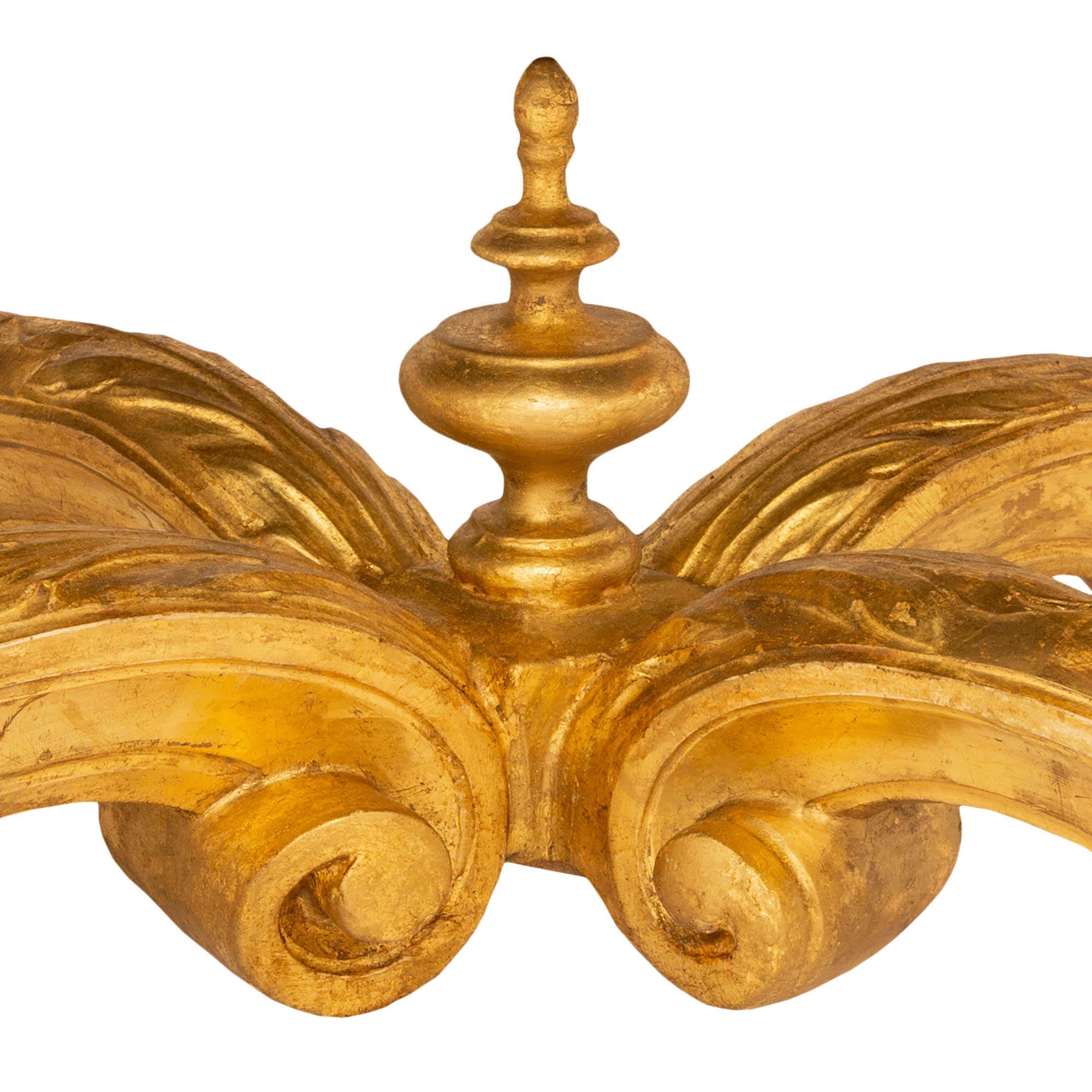 Banc italien en bois doré d'époque Louis XIV du début du 18e siècle en vente 4