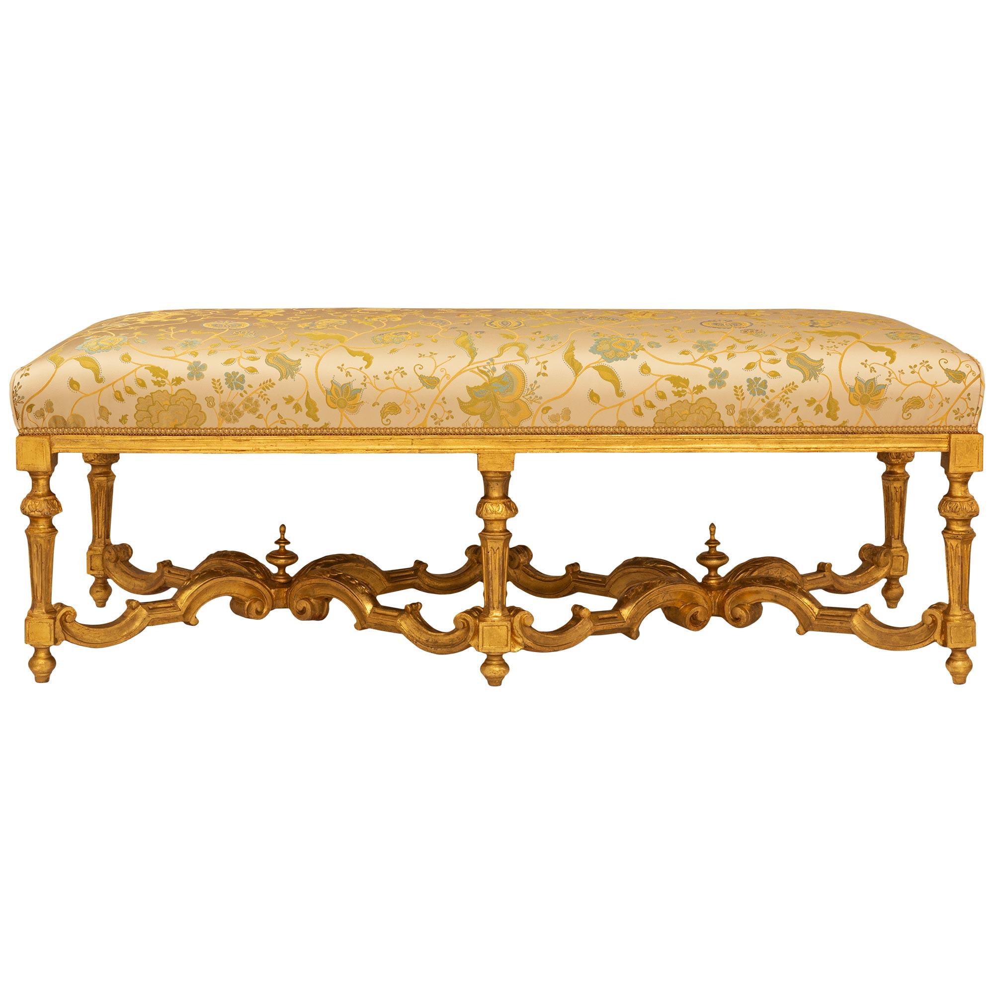 Italian Early 18th Century Louis XIV Period Giltwood Bench For Sale
