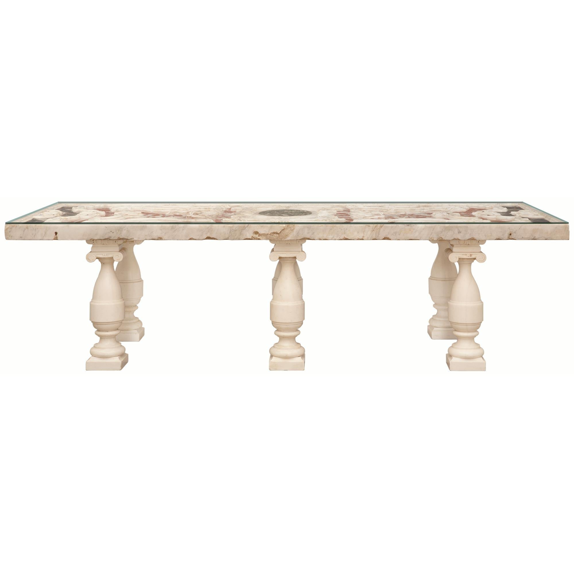Italian Early 18th Century Louis XIV Period Marble Plateau Coffee Table For Sale 5