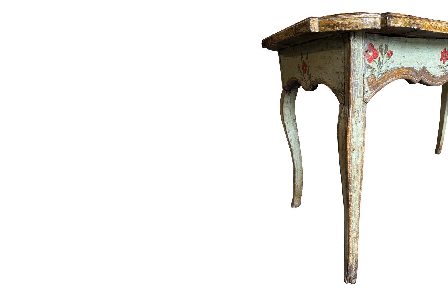 Italian Early 18th Century Louis XV Style Console Table For Sale 2