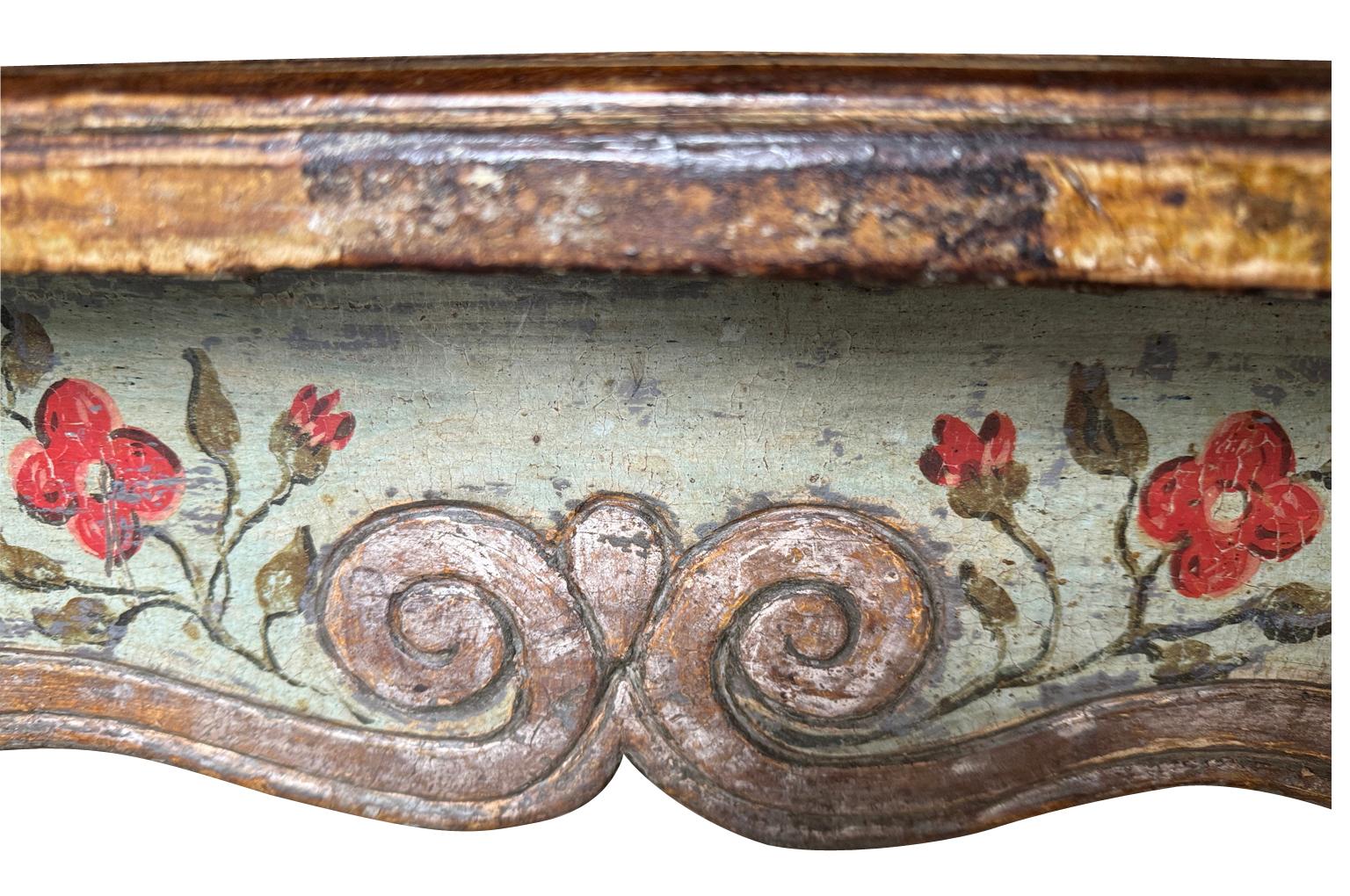 Italian Early 18th Century Louis XV Style Console Table For Sale 5
