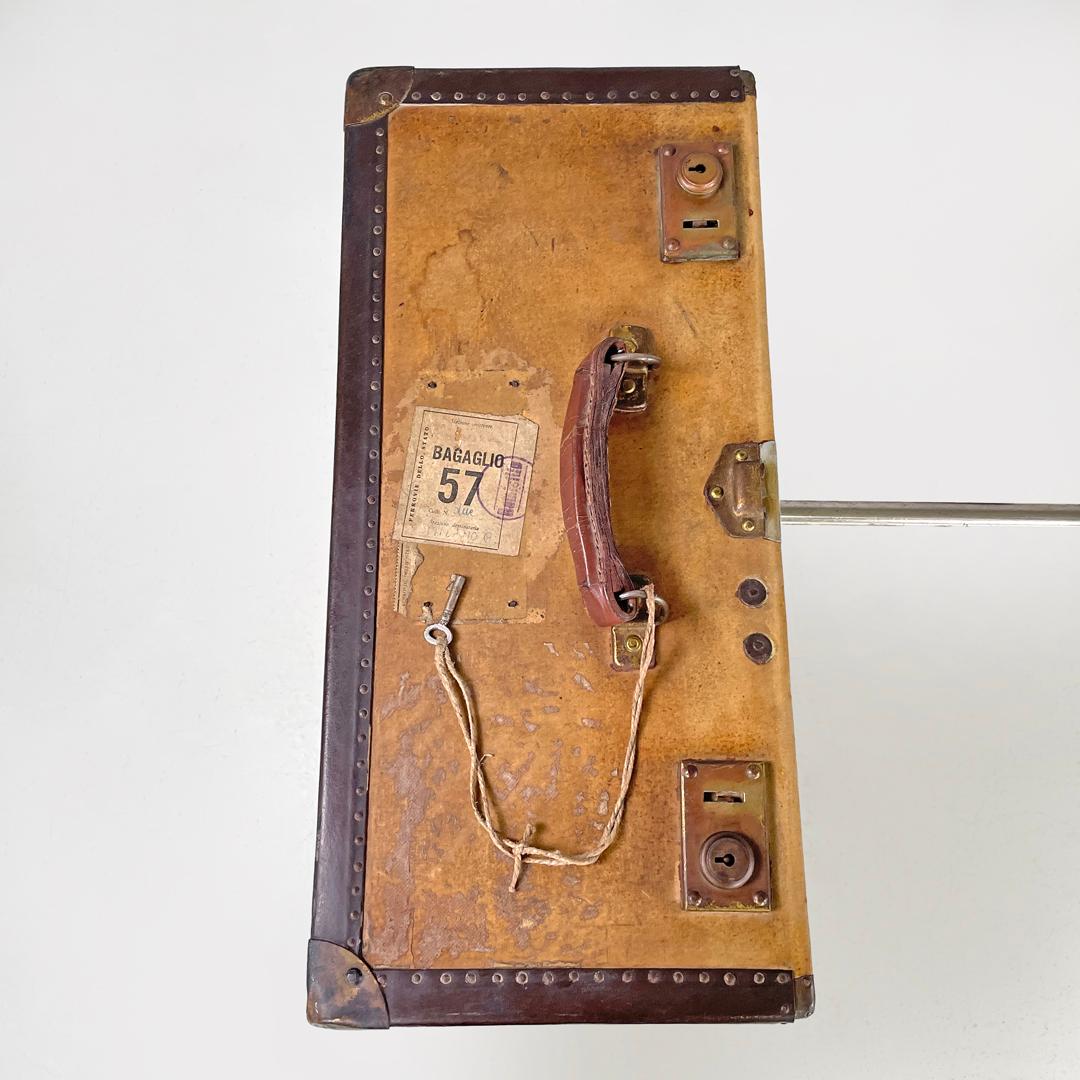 Italian early 1900s brown leather cardboard travel trunk with key, early 1900s For Sale 3