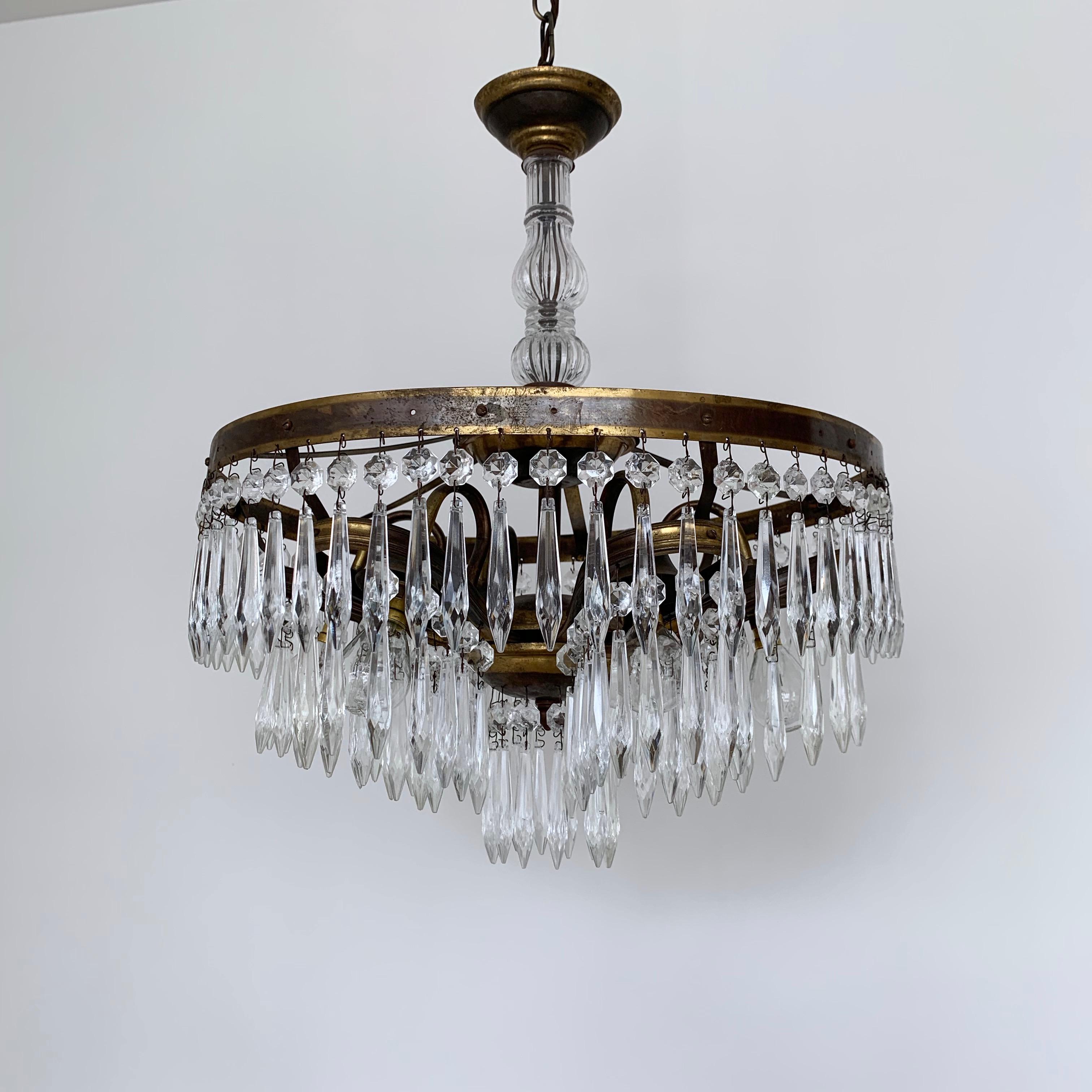 Italian Early 1900s Continental Waterfall Chandelier For Sale 3